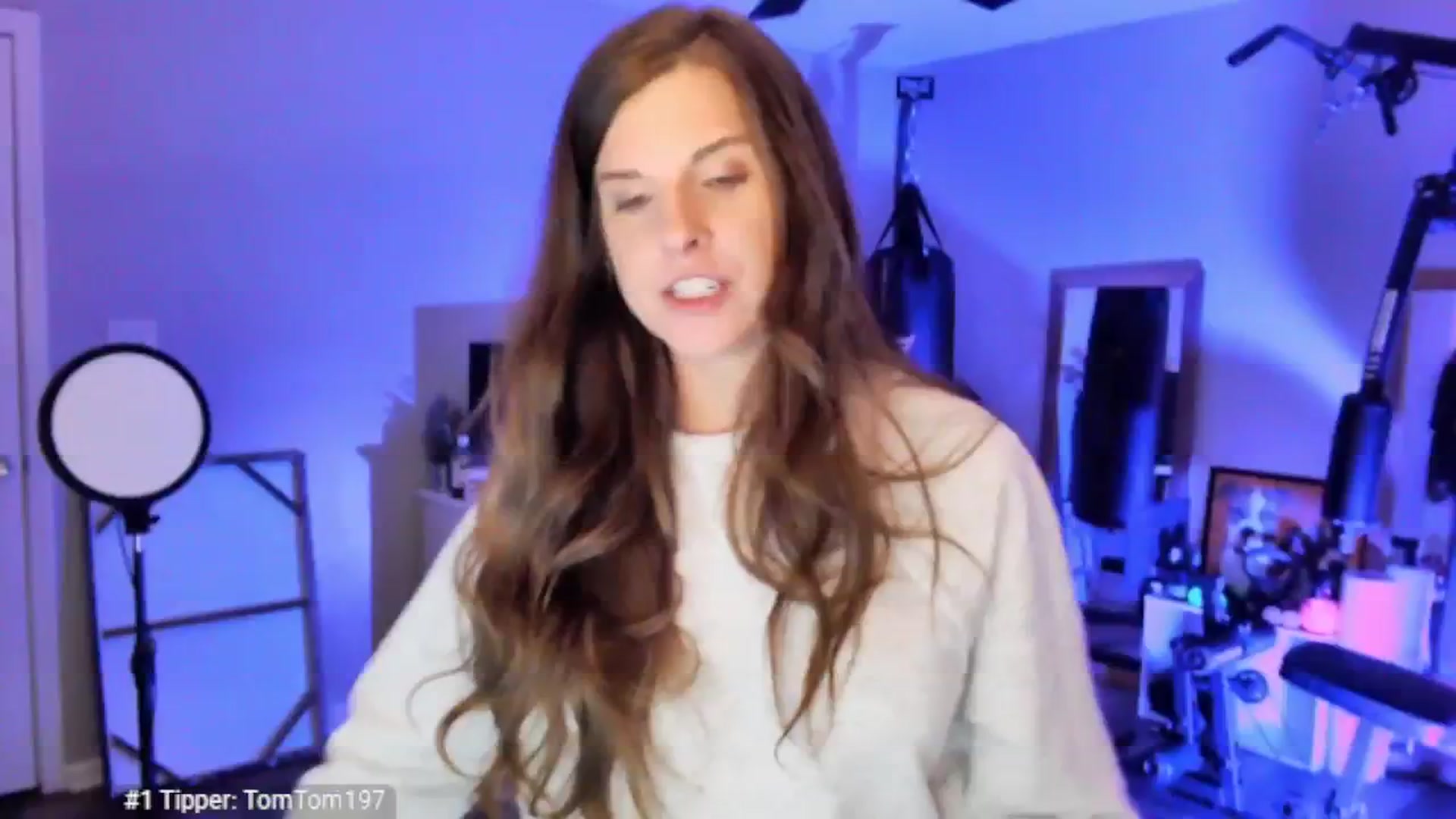 Gallery image thumbnail from Anna__Online's myfreecams stream on, 04/30/2025, 03:38 image 17 of 20