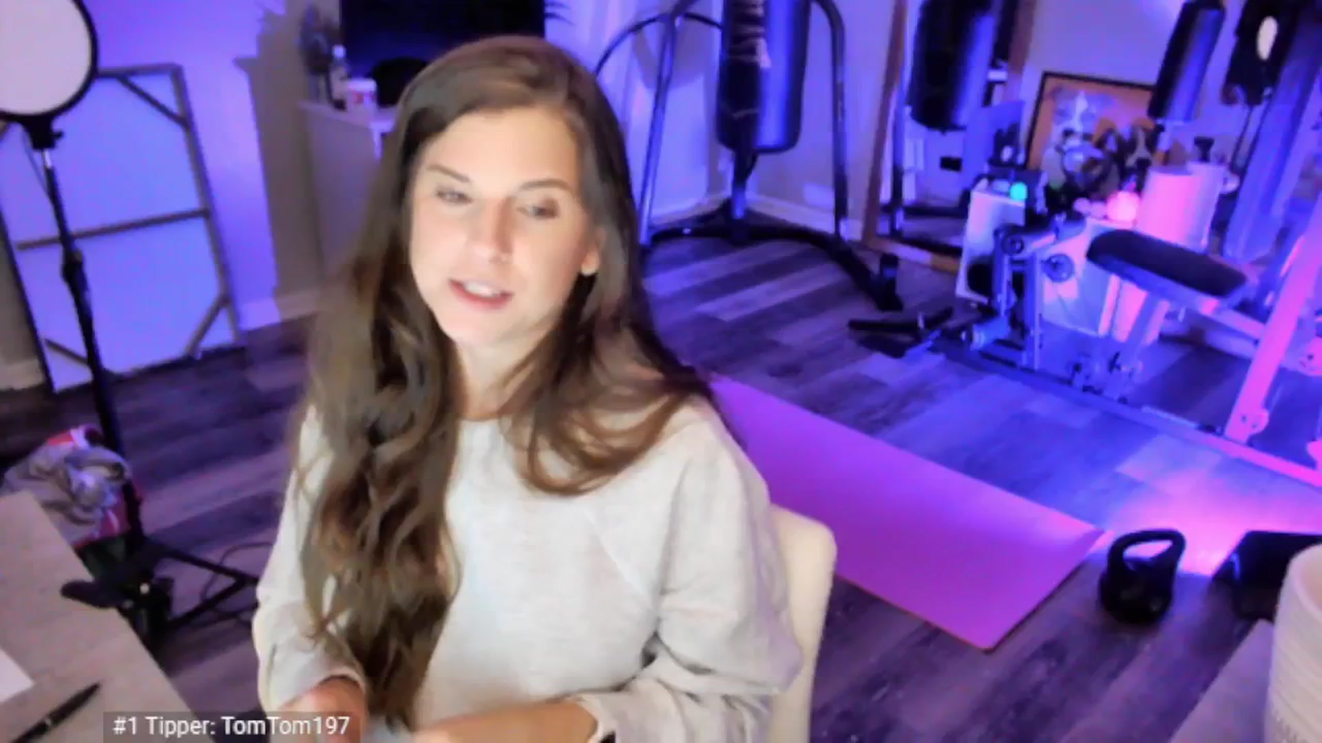 Gallery image thumbnail from Anna__Online's myfreecams stream on, 04/30/2025, 03:38 image 8 of 20
