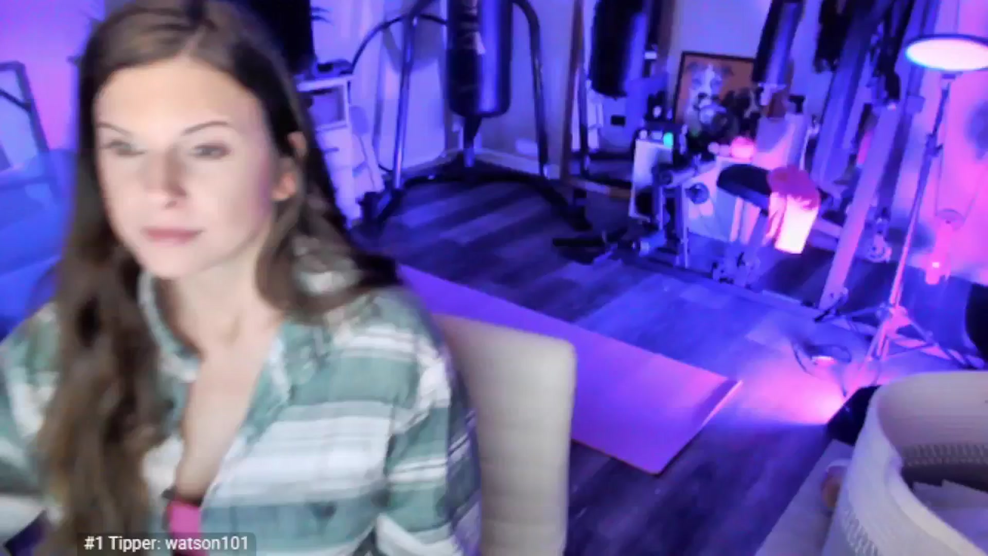 Gallery image thumbnail from Anna__Online's myfreecams stream on, 05/04/2025, 03:41 image 2 of 20