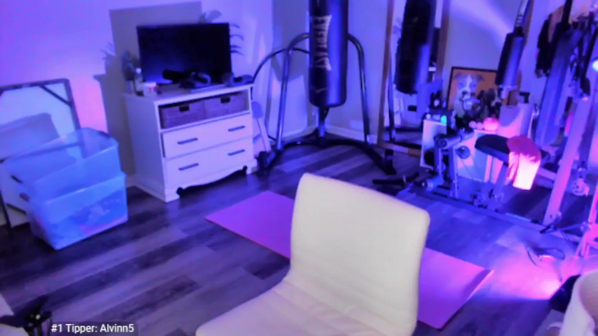 Gallery image thumbnail from Anna__Online's myfreecams stream on, 05/04/2025, 03:41 image 6 of 20
