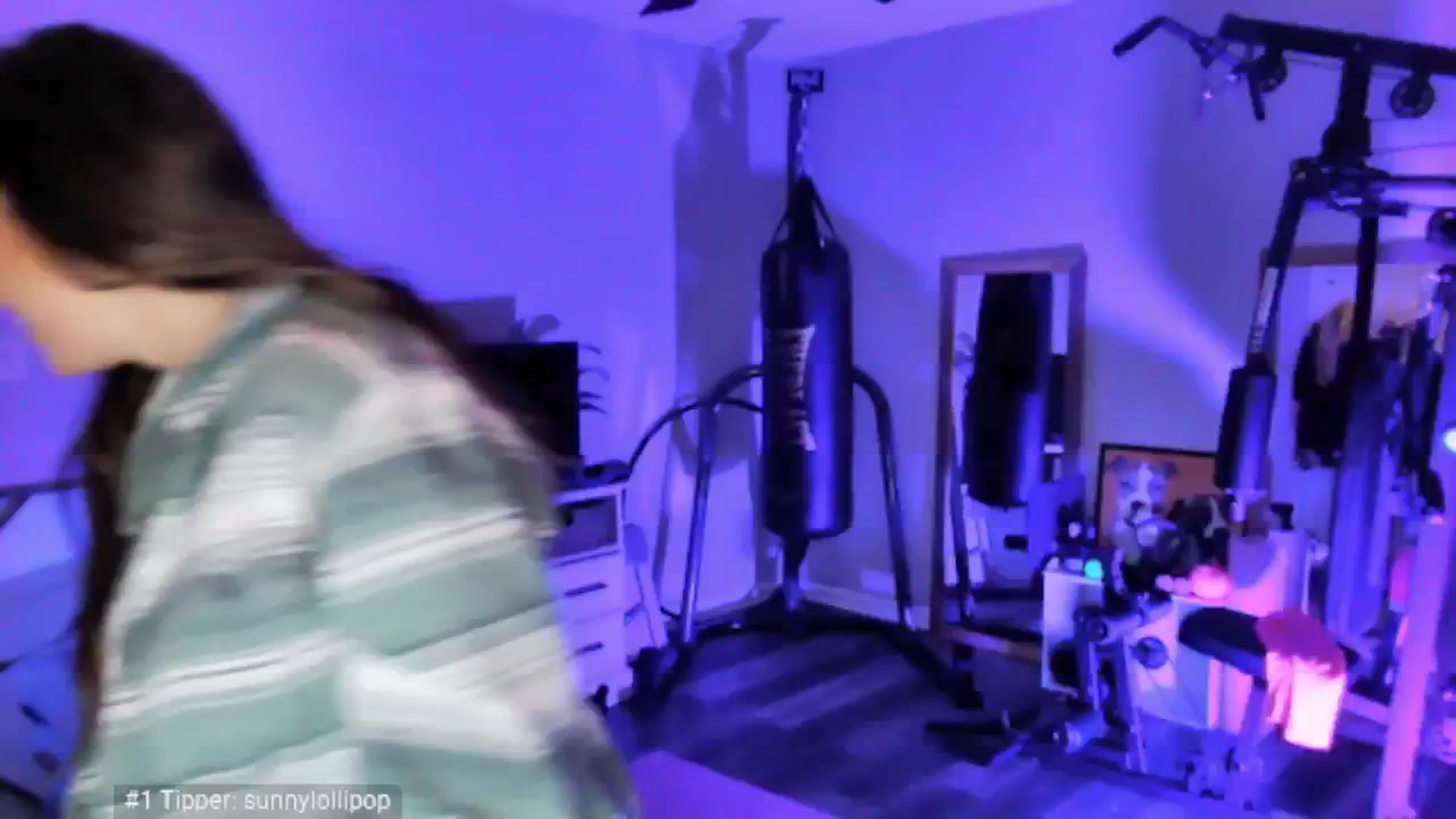 Gallery image thumbnail from Anna__Online's myfreecams stream on, 05/04/2025, 03:41 image 17 of 20