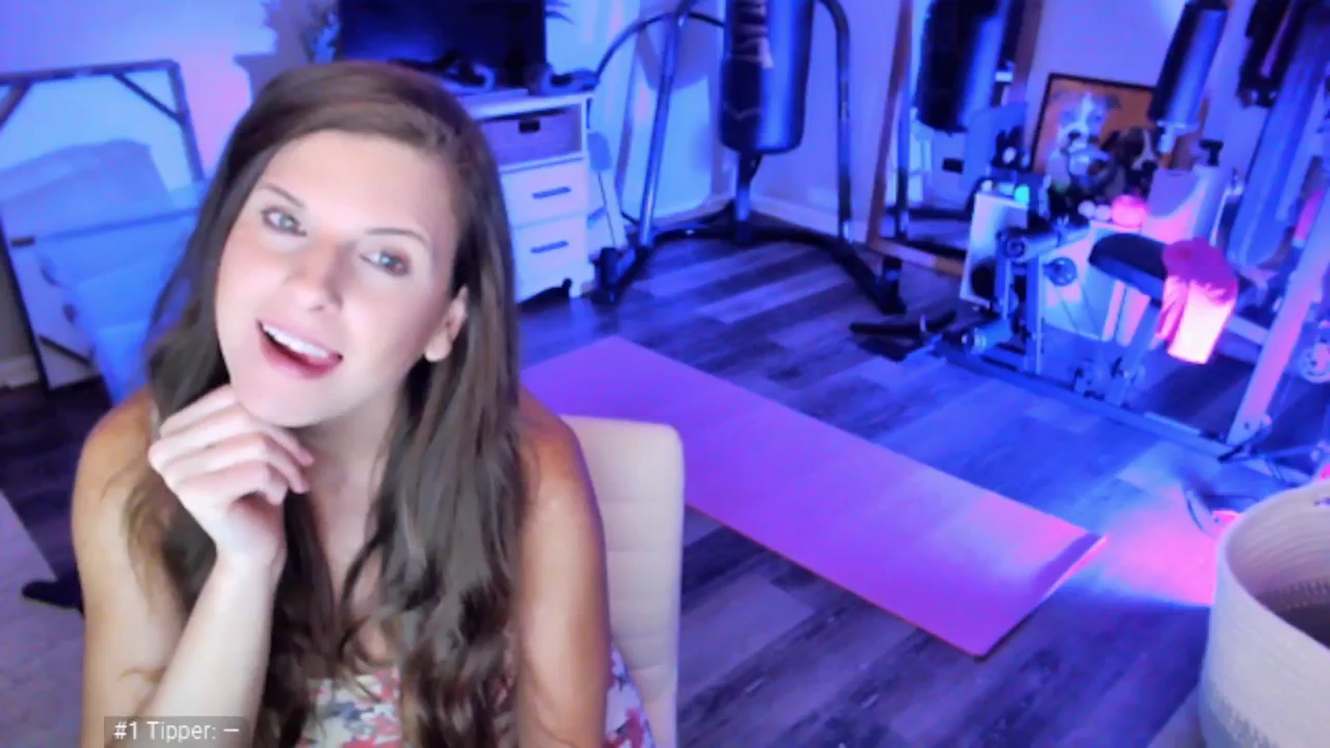 Gallery image thumbnail from Anna__Online's myfreecams stream on, 05/06/2025, 02:48 image 1 of 20