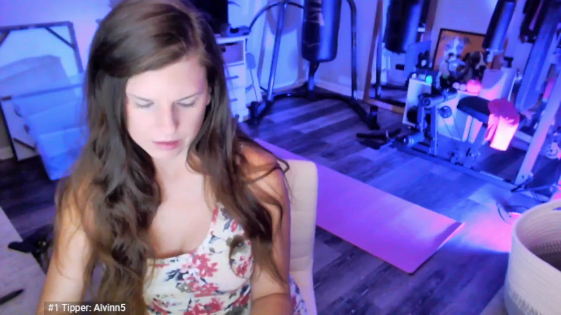 Gallery image thumbnail from Anna__Online's myfreecams stream on, 05/06/2025, 02:48 image 4 of 20