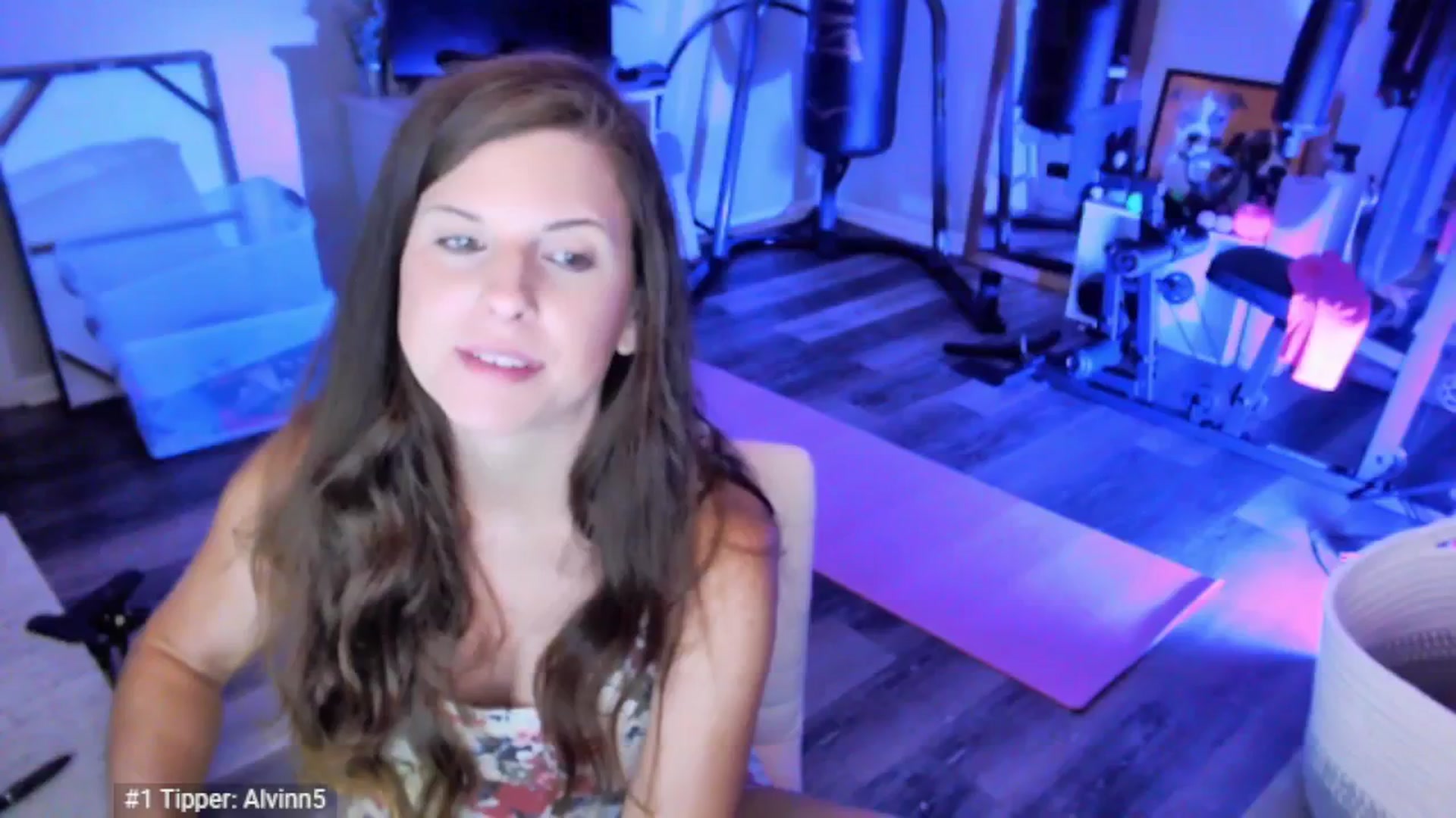 Gallery image thumbnail from Anna__Online's myfreecams stream on, 05/06/2025, 02:48 image 10 of 20