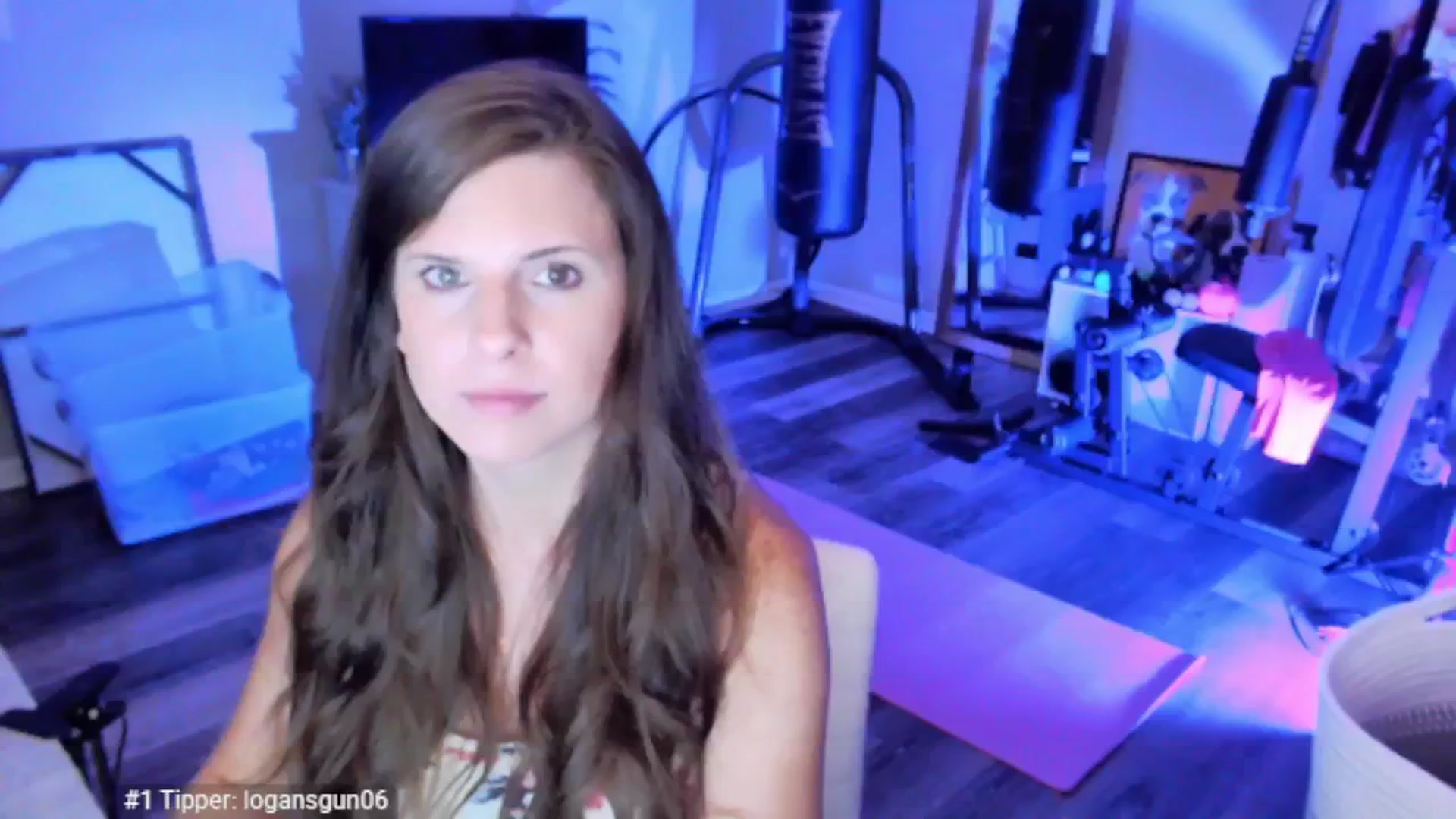 Gallery image thumbnail from Anna__Online's myfreecams stream on, 05/06/2025, 03:18 image 1 of 20