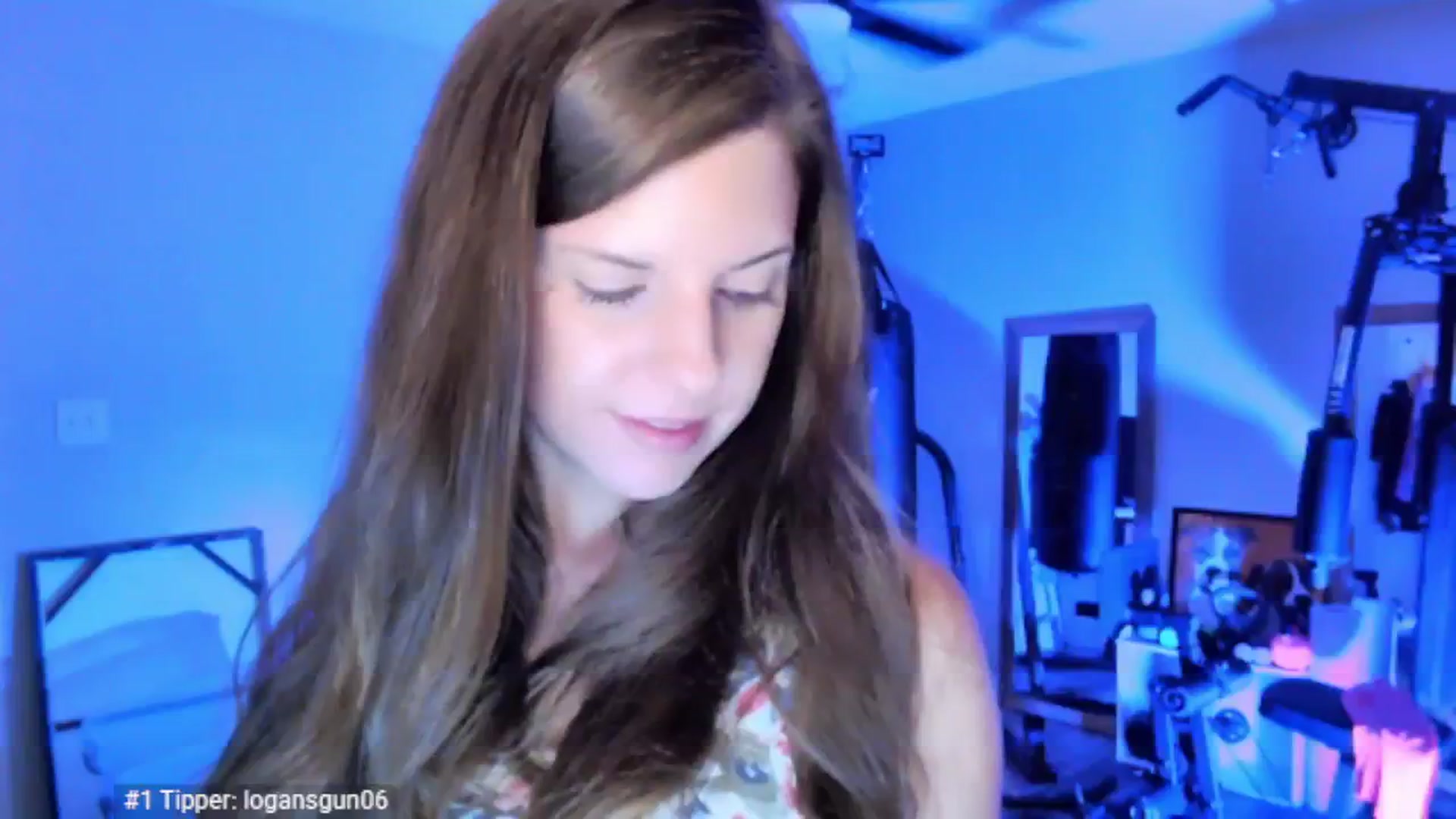 Gallery image thumbnail from Anna__Online's myfreecams stream on, 05/06/2025, 03:18 image 14 of 20
