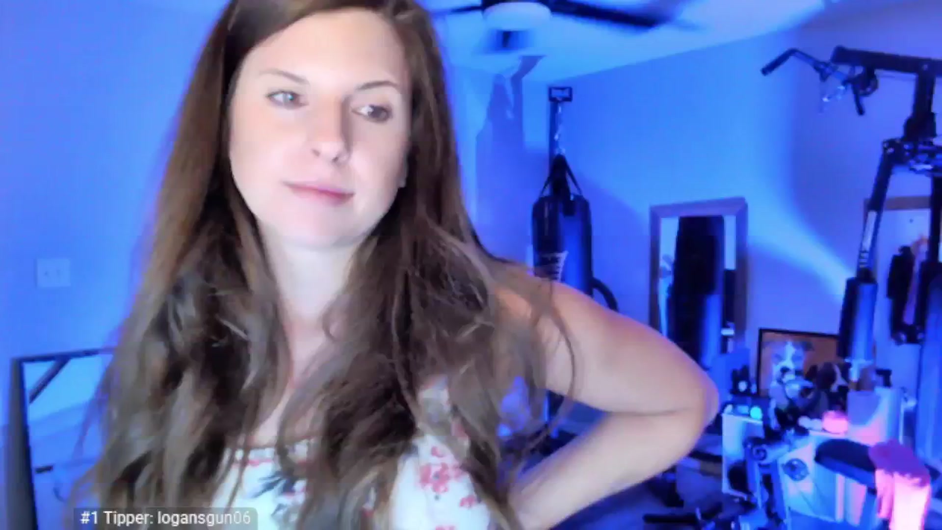 Gallery image thumbnail from Anna__Online's myfreecams stream on, 05/06/2025, 03:18 image 15 of 20