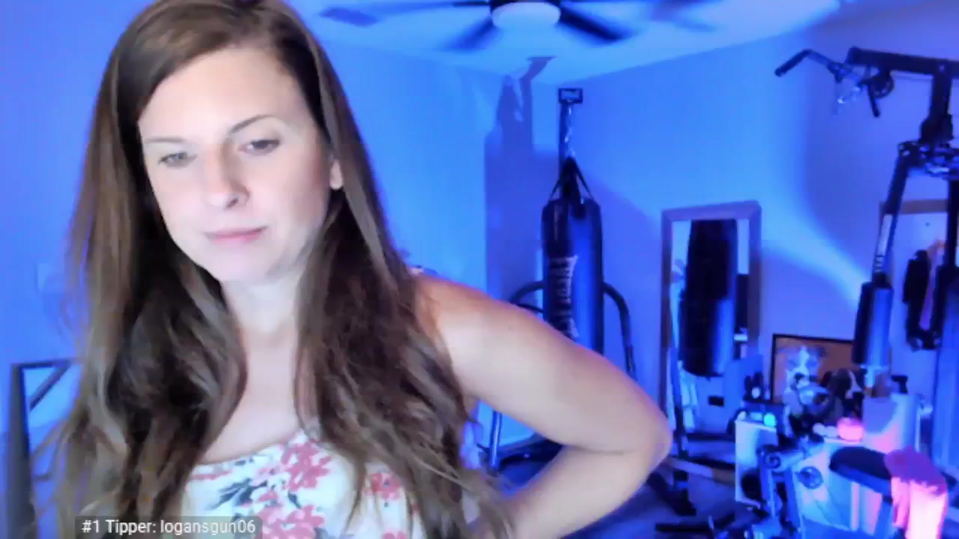 Gallery image thumbnail from Anna__Online's myfreecams stream on, 05/06/2025, 03:18 image 16 of 20