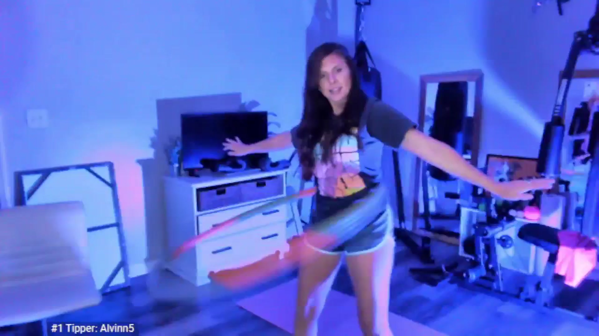 Gallery image thumbnail from Anna__Online's myfreecams stream on, 05/08/2025, 03:06 image 10 of 20