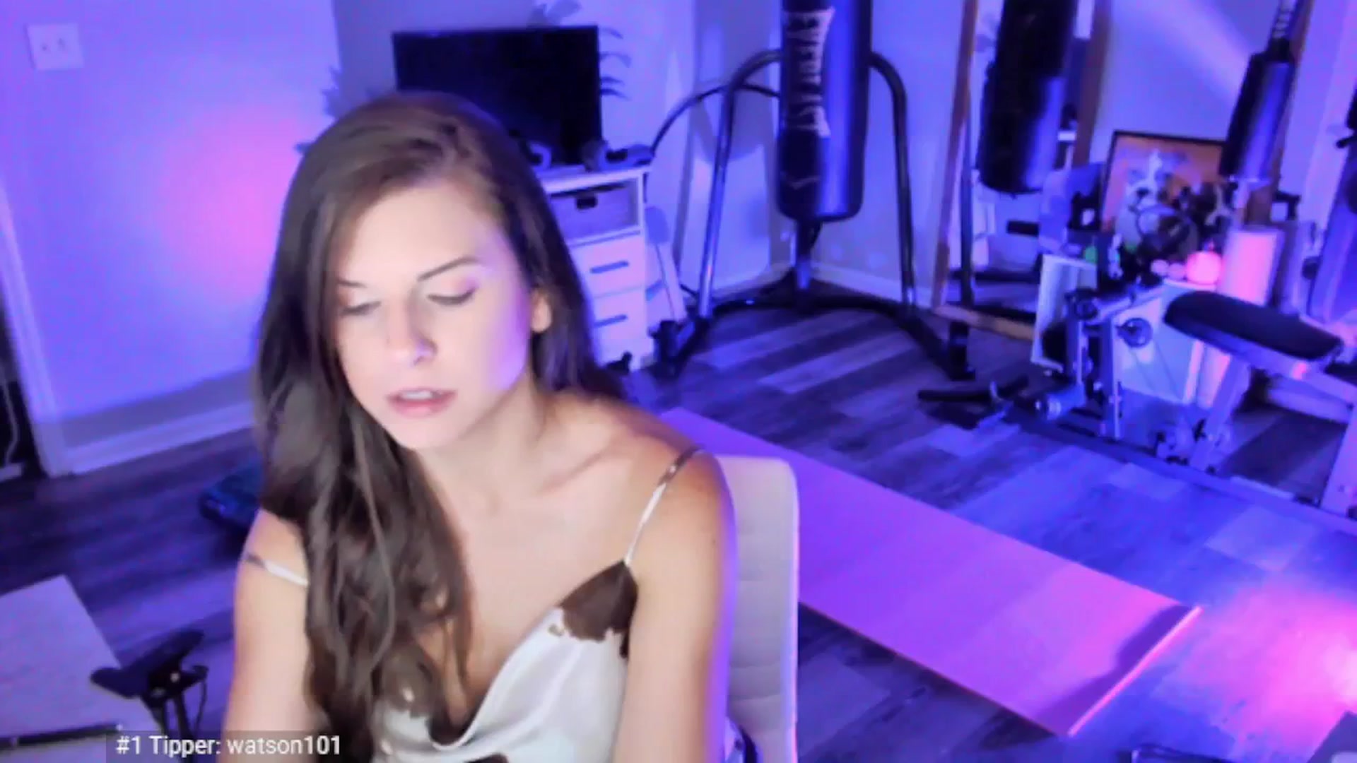 Gallery image thumbnail from Anna__Online's myfreecams stream on, 05/11/2025, 04:21 image 4 of 20