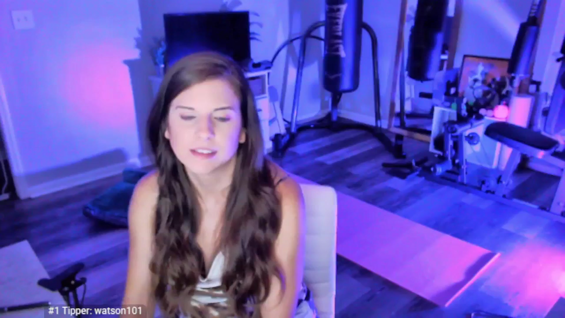 Gallery image thumbnail from Anna__Online's myfreecams stream on, 05/11/2025, 04:21 image 3 of 20