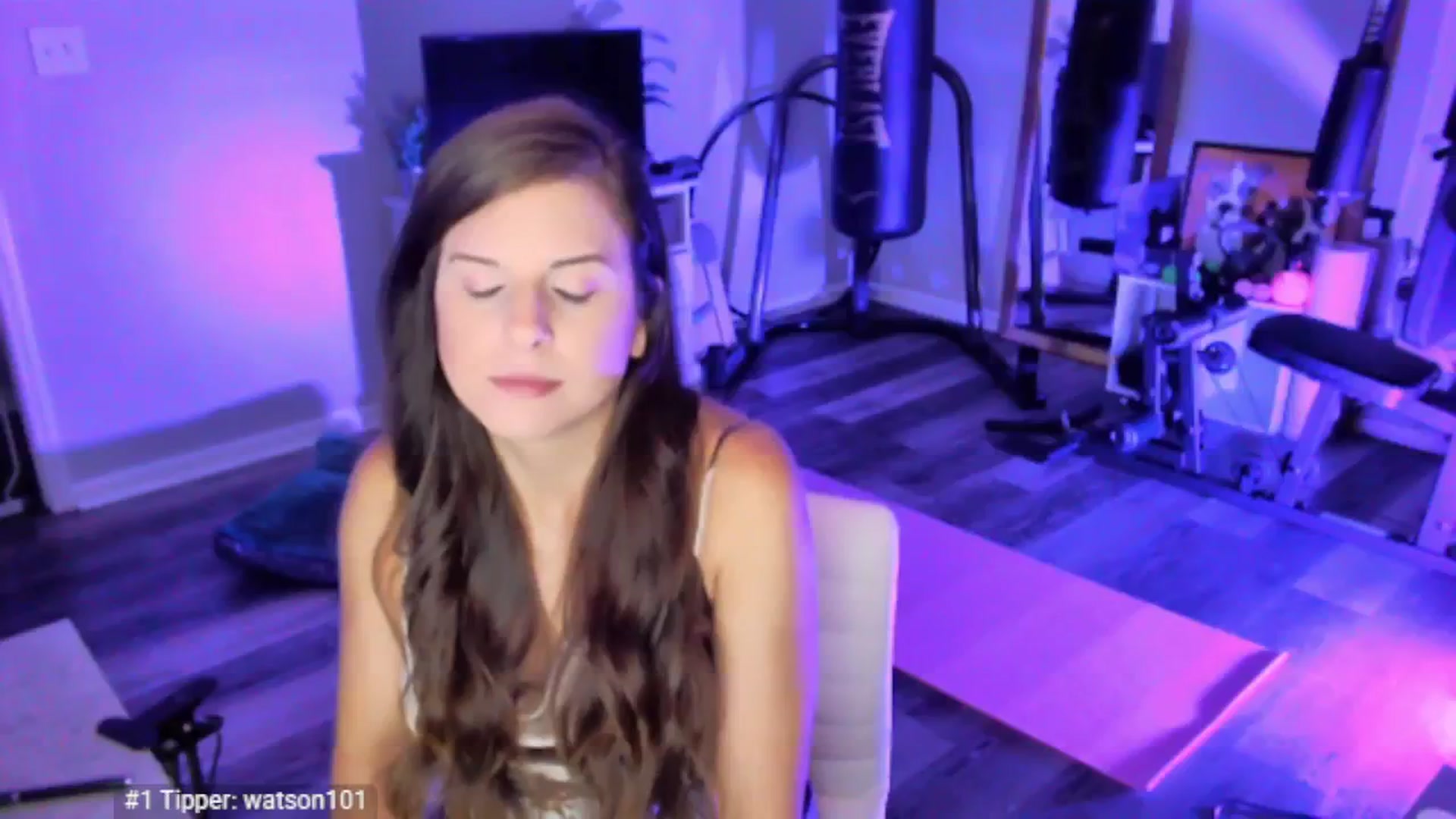 Gallery image thumbnail from Anna__Online's myfreecams stream on, 05/11/2025, 04:21 image 2 of 20