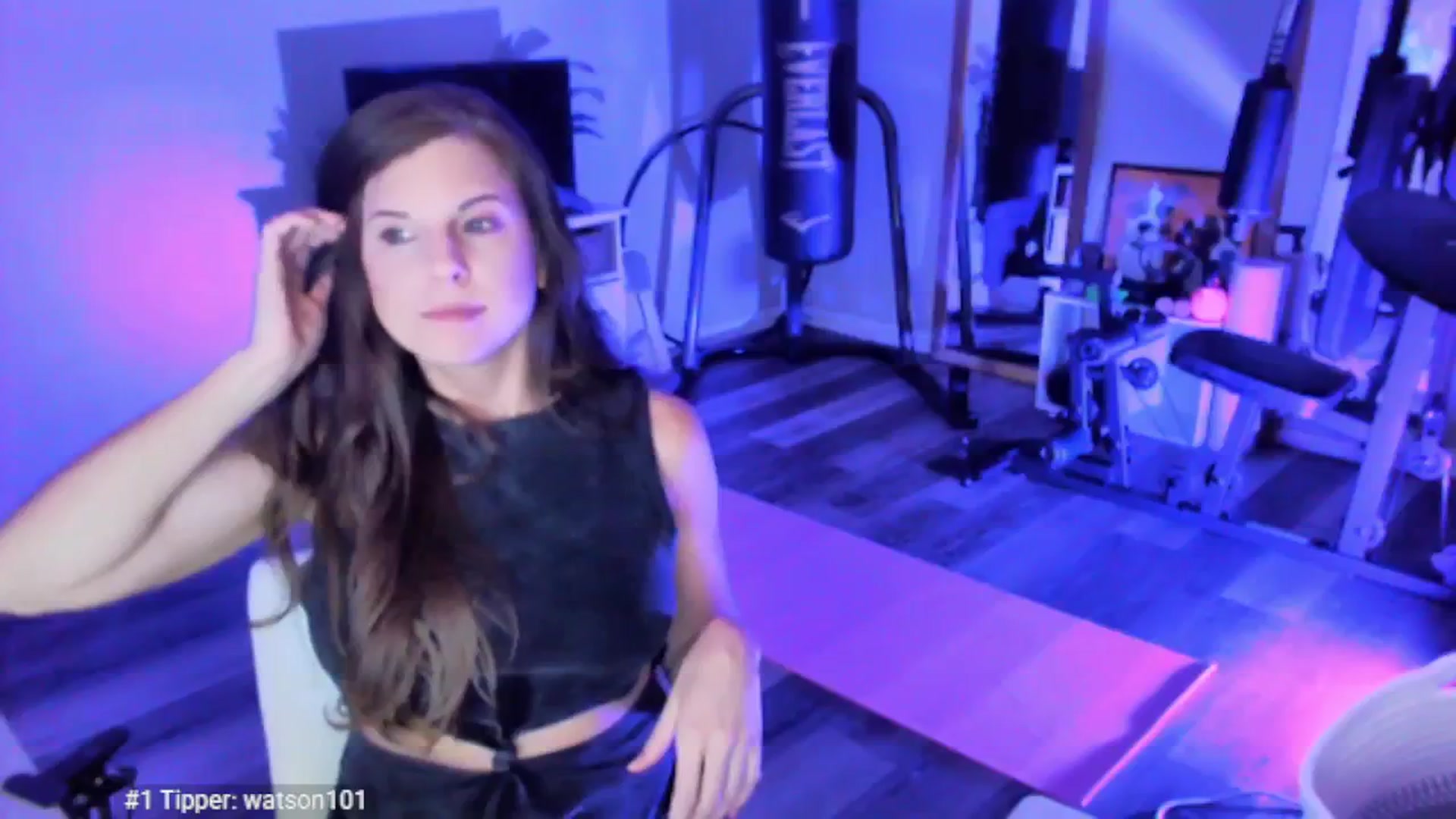 Gallery image thumbnail from Anna__Online's myfreecams stream on, 05/14/2025, 03:02 image 4 of 20