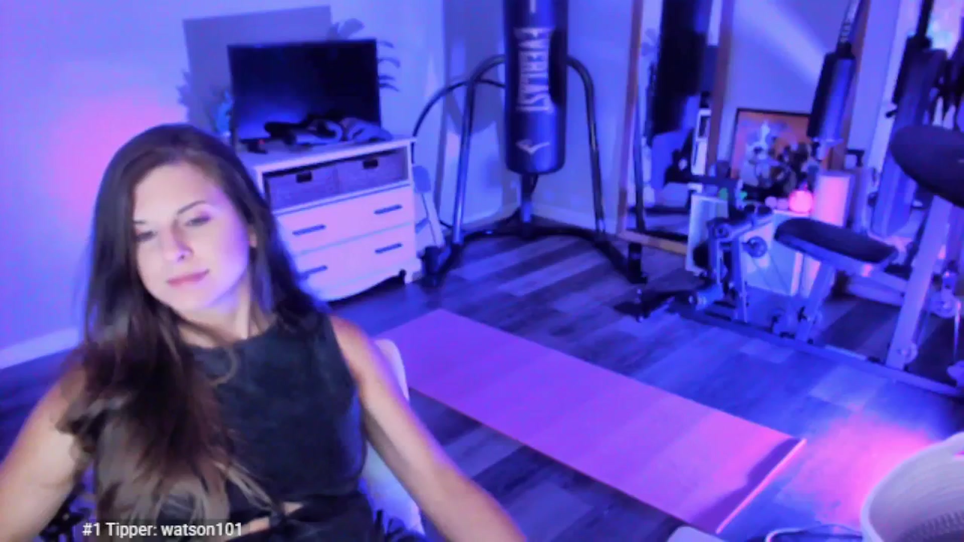 Gallery image thumbnail from Anna__Online's myfreecams stream on, 05/14/2025, 03:02 image 2 of 20