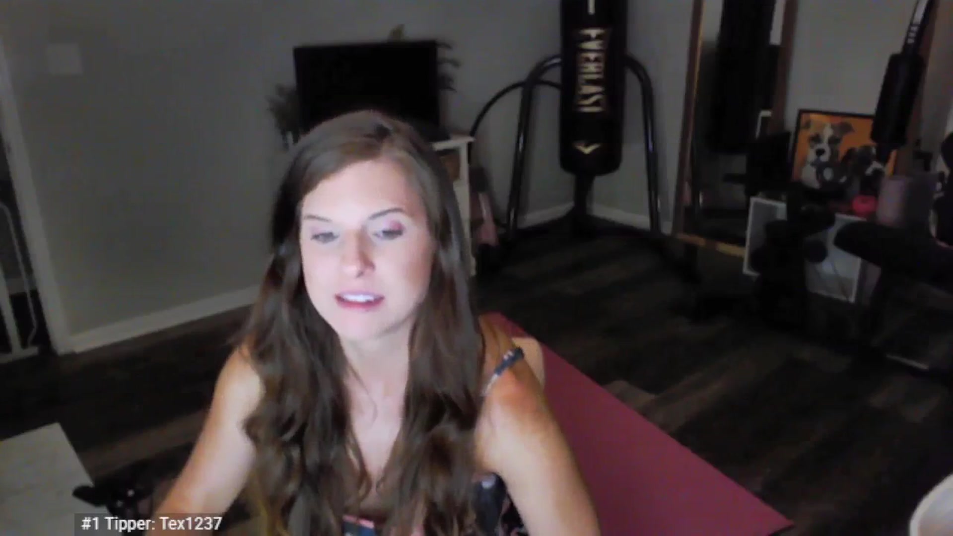 Gallery image thumbnail from Anna__Online's myfreecams stream on, 05/15/2025, 03:34 image 2 of 20