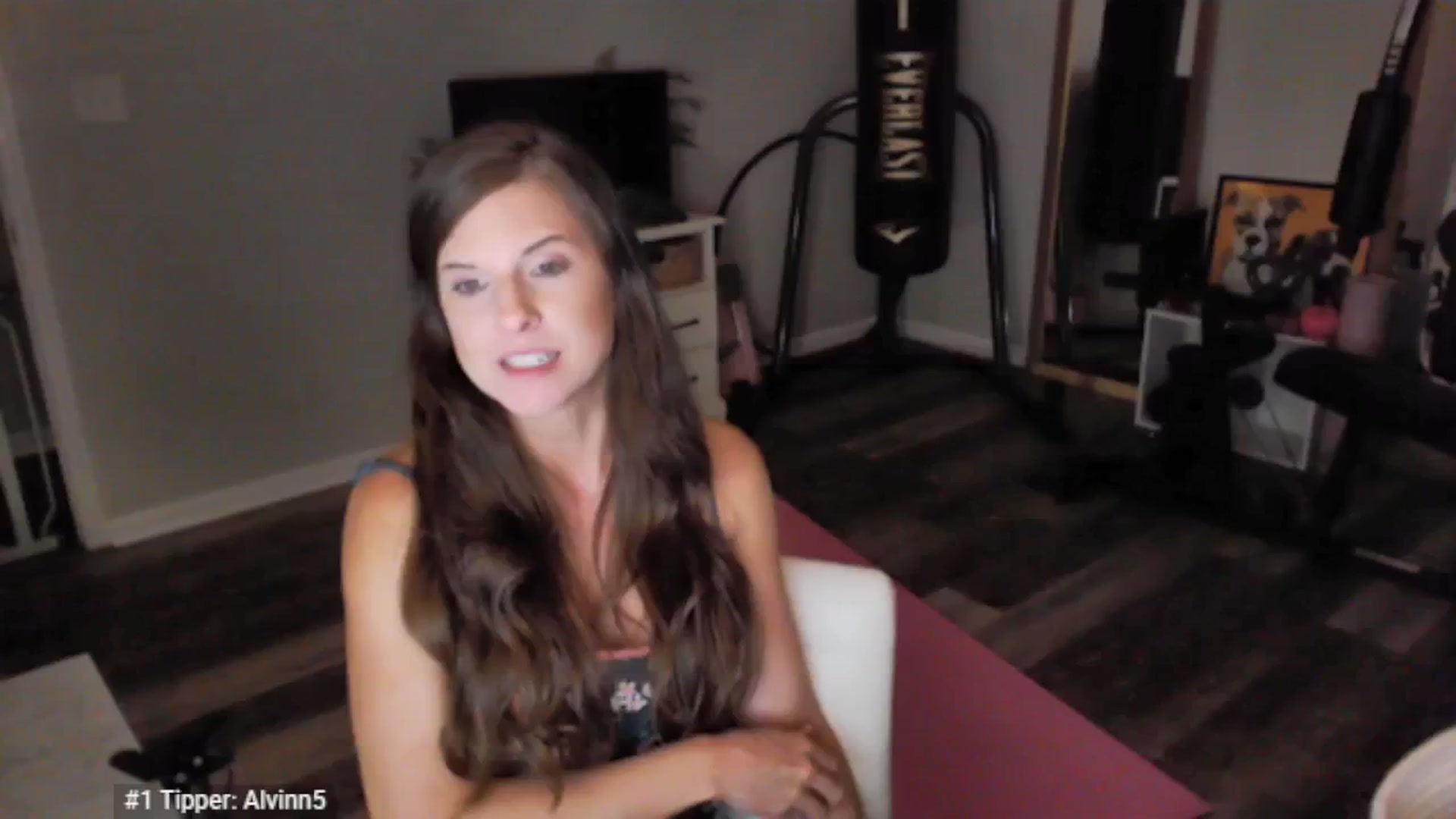 Gallery image thumbnail from Anna__Online's myfreecams stream on, 05/15/2025, 03:34 image 13 of 20