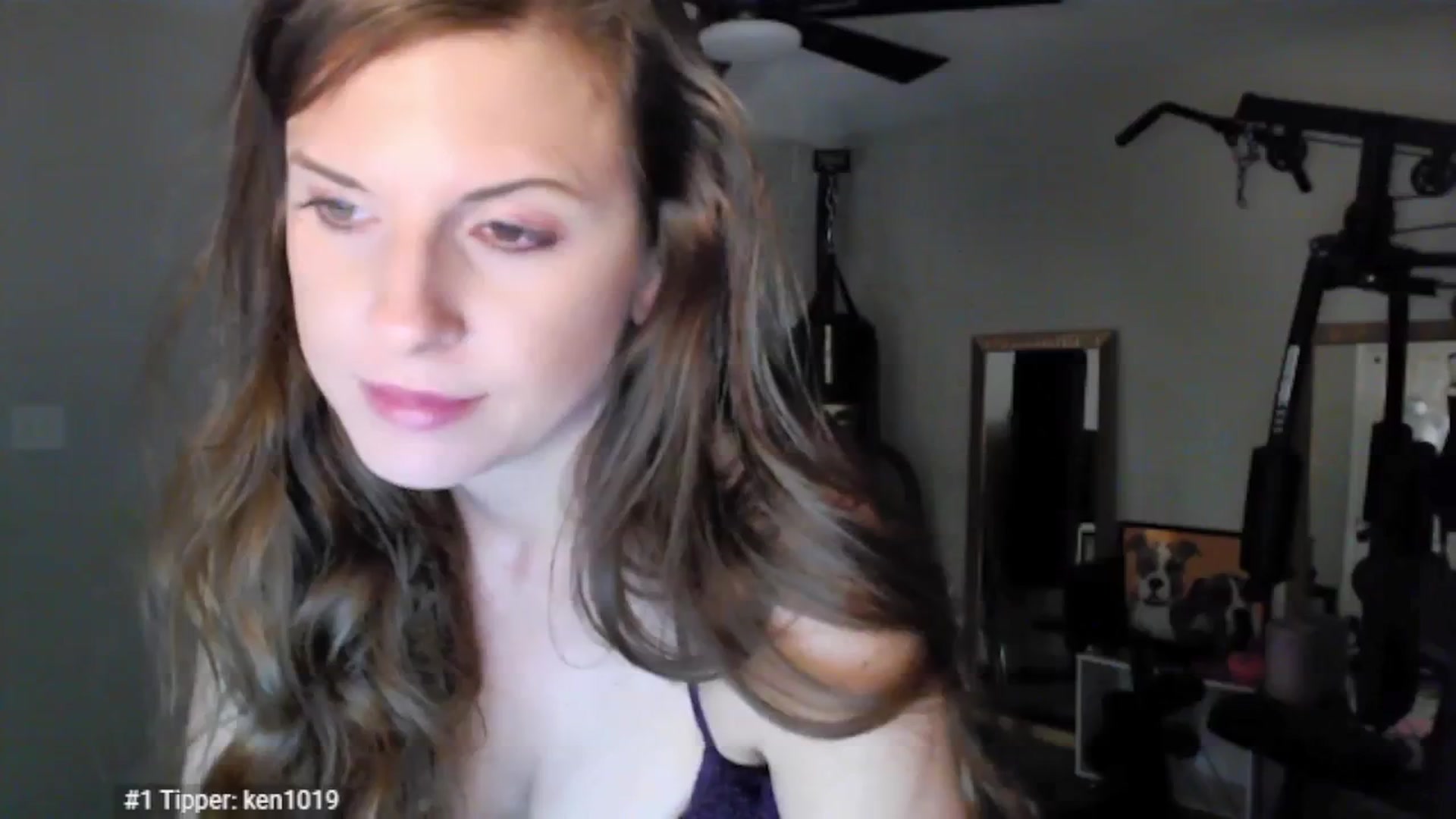 Gallery image thumbnail from Anna__Online's myfreecams stream on, 05/16/2025, 02:53 image 4 of 20
