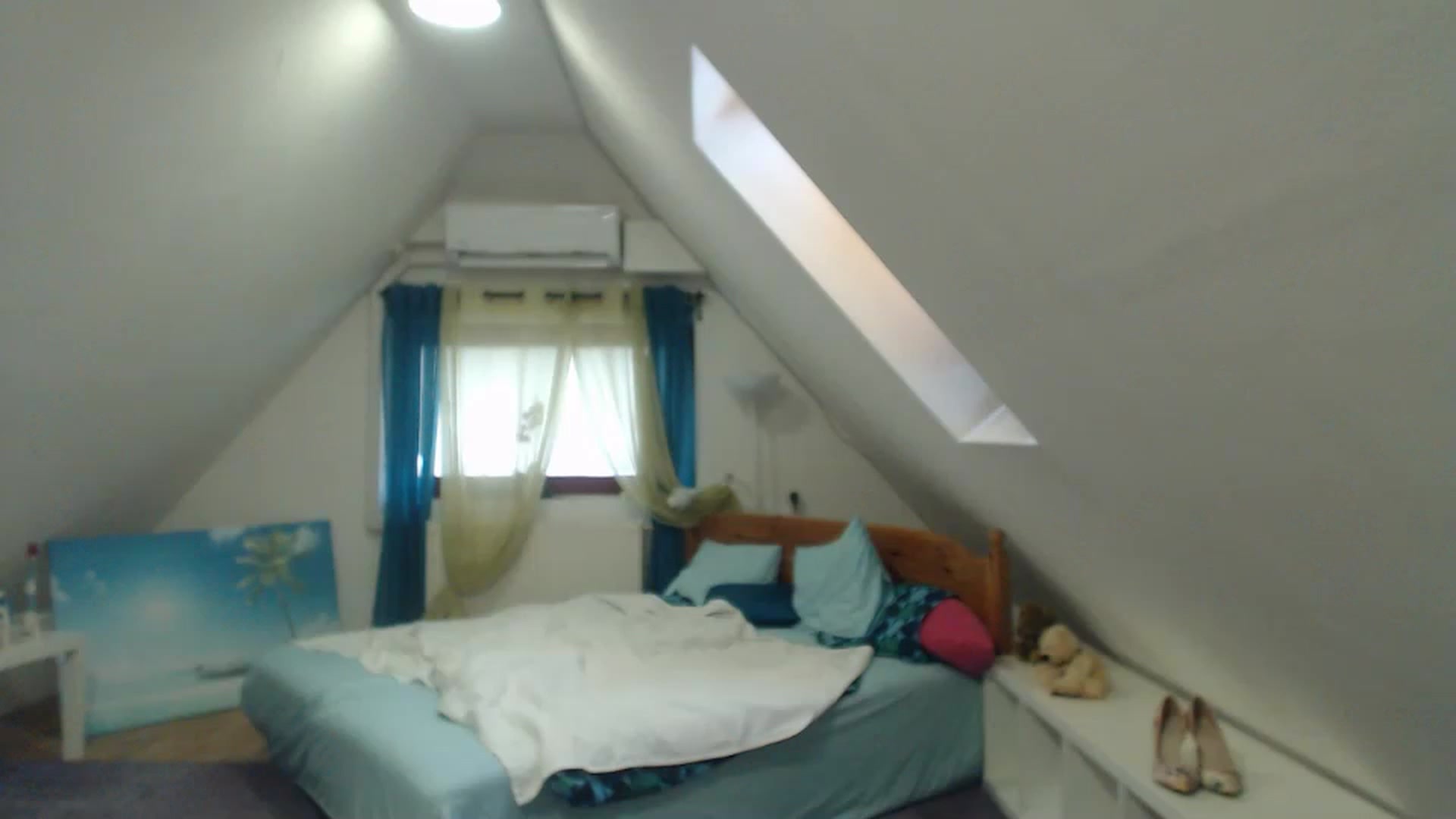 Gallery image thumbnail from Annaabel18's myfreecams stream on, 12/15/2022, 10:37 image 20 of 20