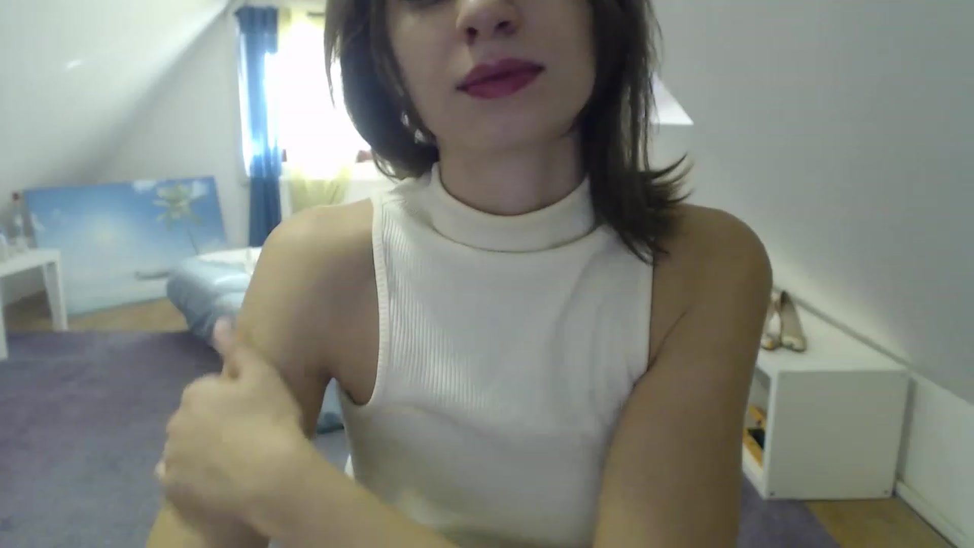 Gallery image thumbnail from Annaabel18's myfreecams stream on, 12/19/2022, 09:47 image 7 of 20