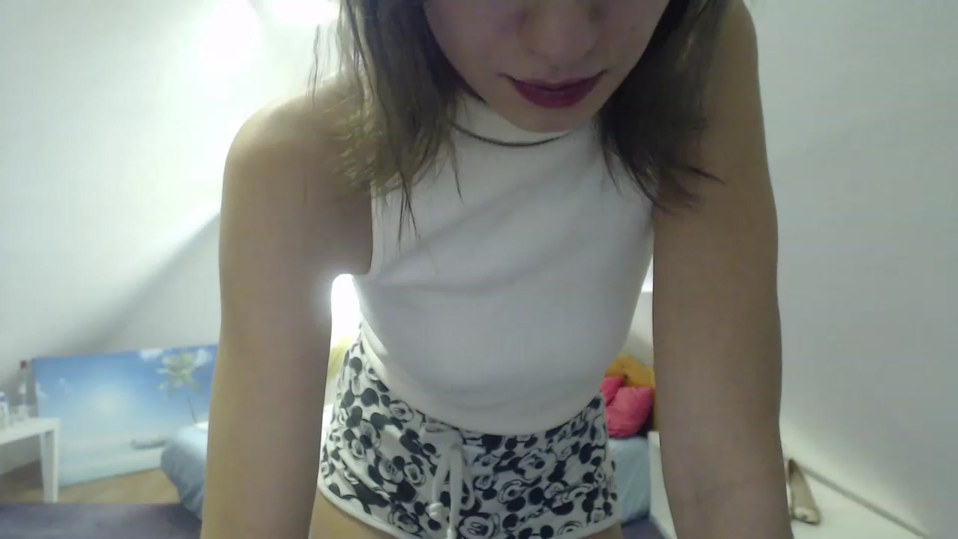 Gallery image thumbnail from Annaabel18's myfreecams stream on, 12/19/2022, 09:47 image 1 of 20