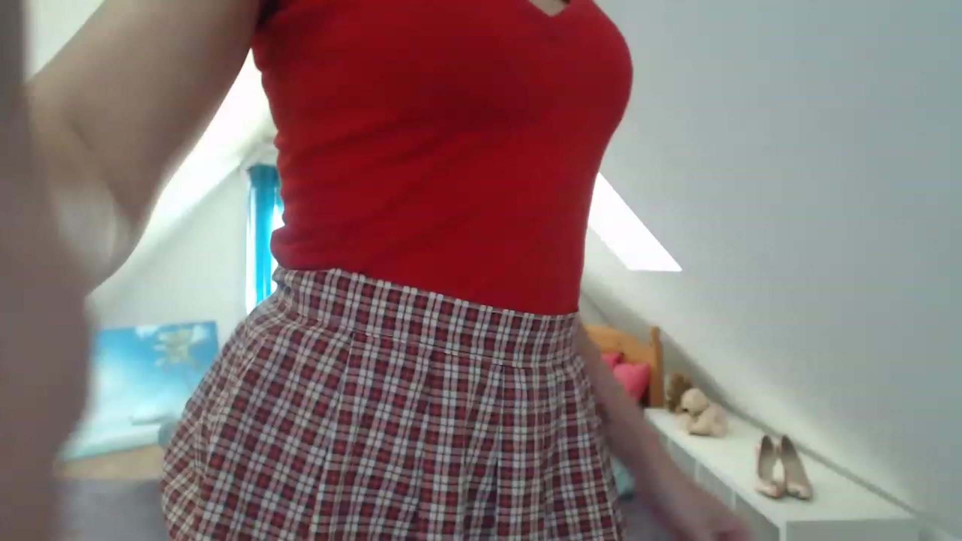Gallery image thumbnail from Annaabel18's myfreecams stream on, 12/20/2022, 10:47 image 17 of 20