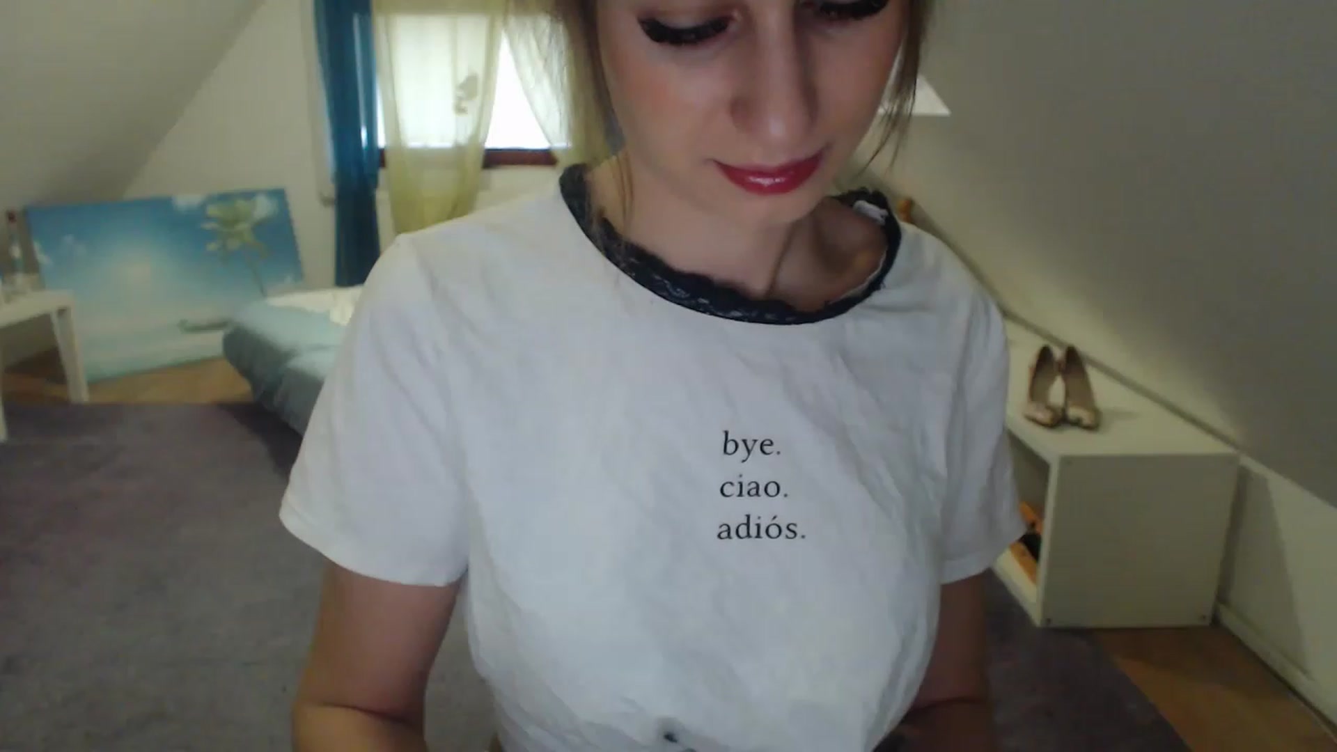 Gallery image thumbnail from Annaabel18's myfreecams stream on, 12/21/2022, 08:11 image 10 of 20