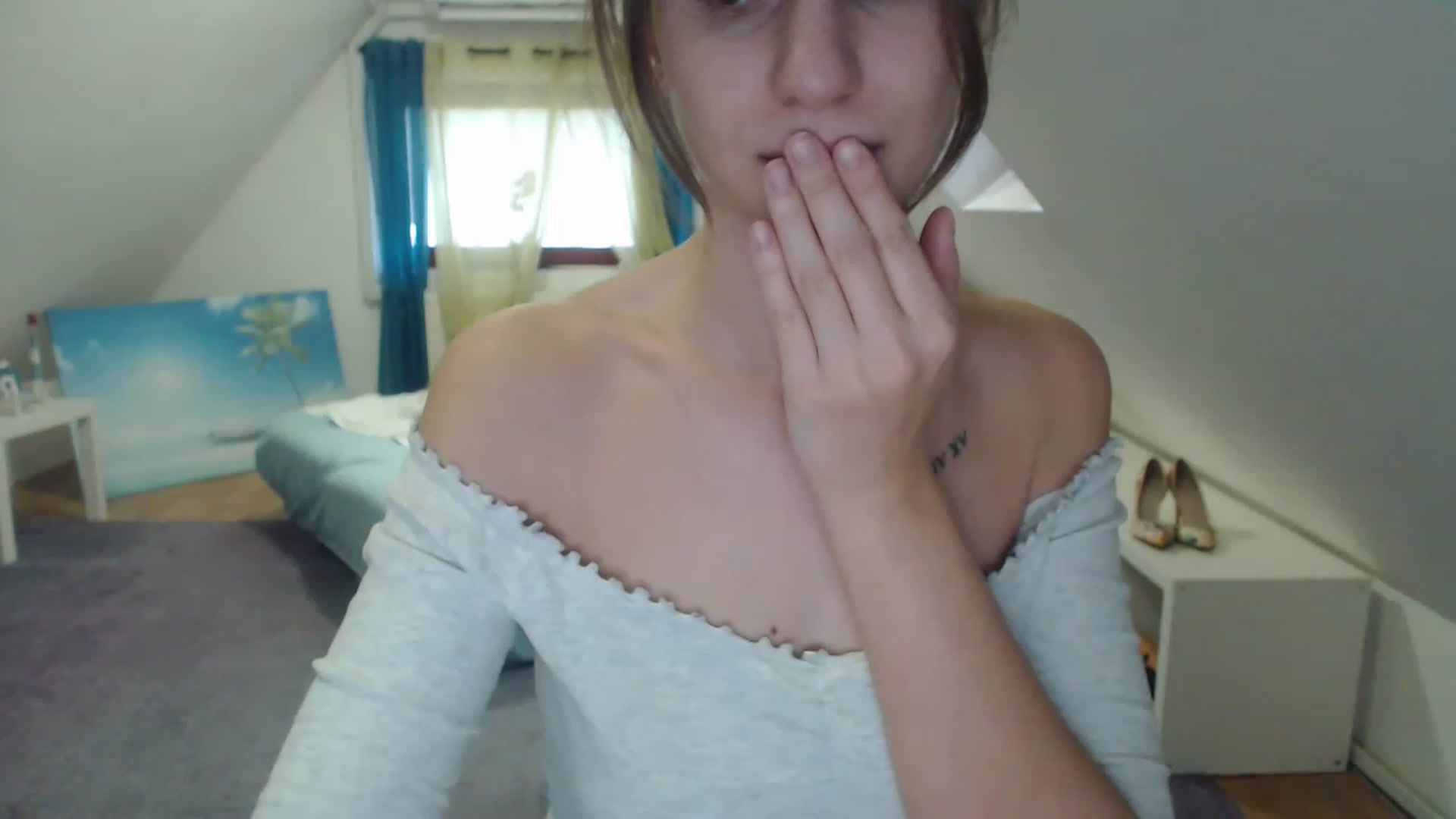 Gallery image thumbnail from Annaabel18's myfreecams stream on, 12/30/2022, 08:35 image 2 of 20