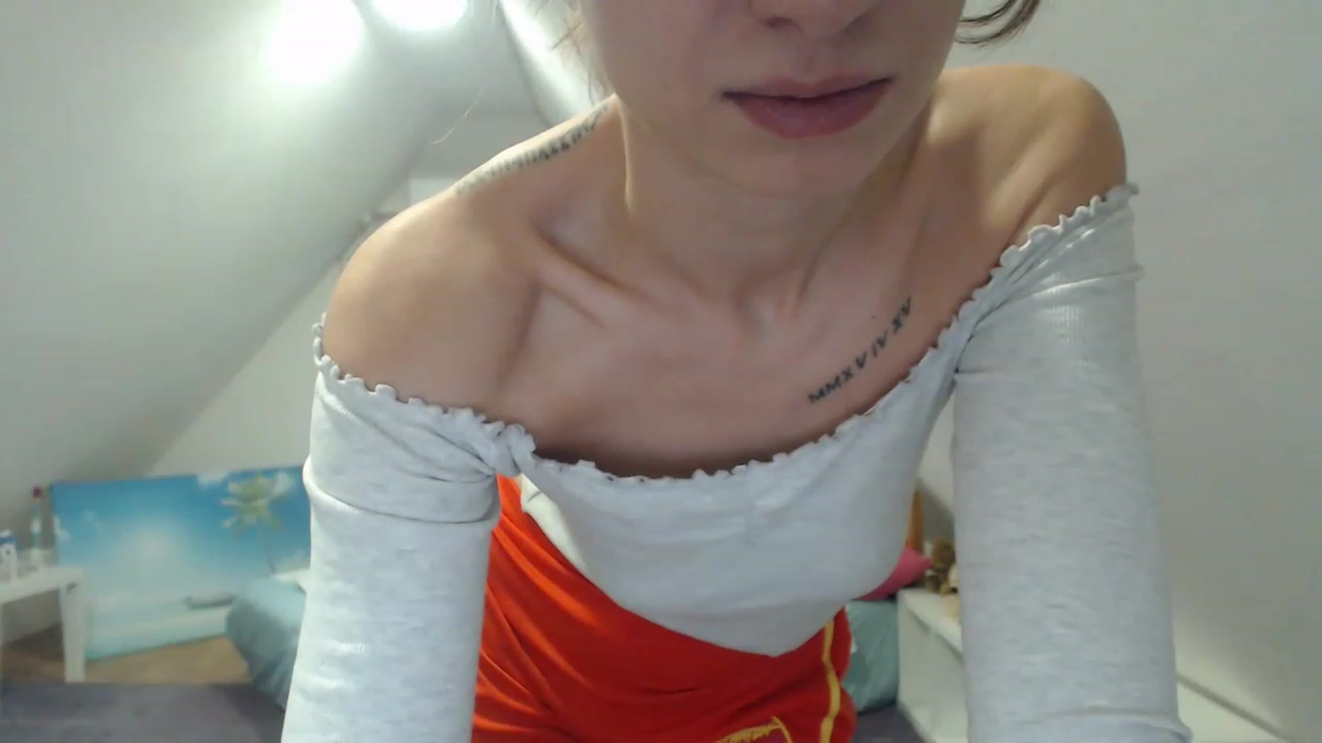 Gallery image thumbnail from Annaabel18's myfreecams stream on, 12/30/2022, 08:35 image 13 of 20