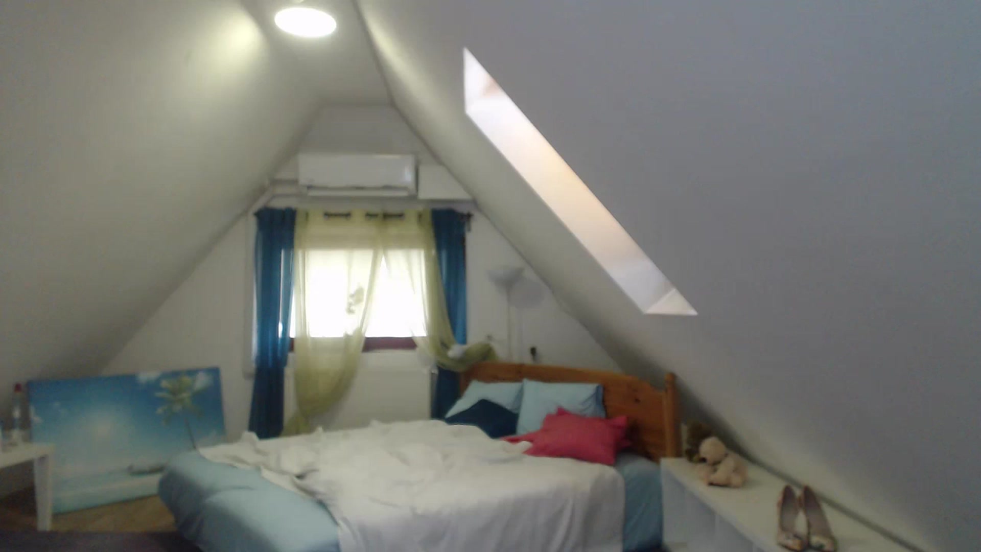 Gallery image thumbnail from Annaabel18's myfreecams stream on, 01/13/2023, 09:04 image 17 of 20