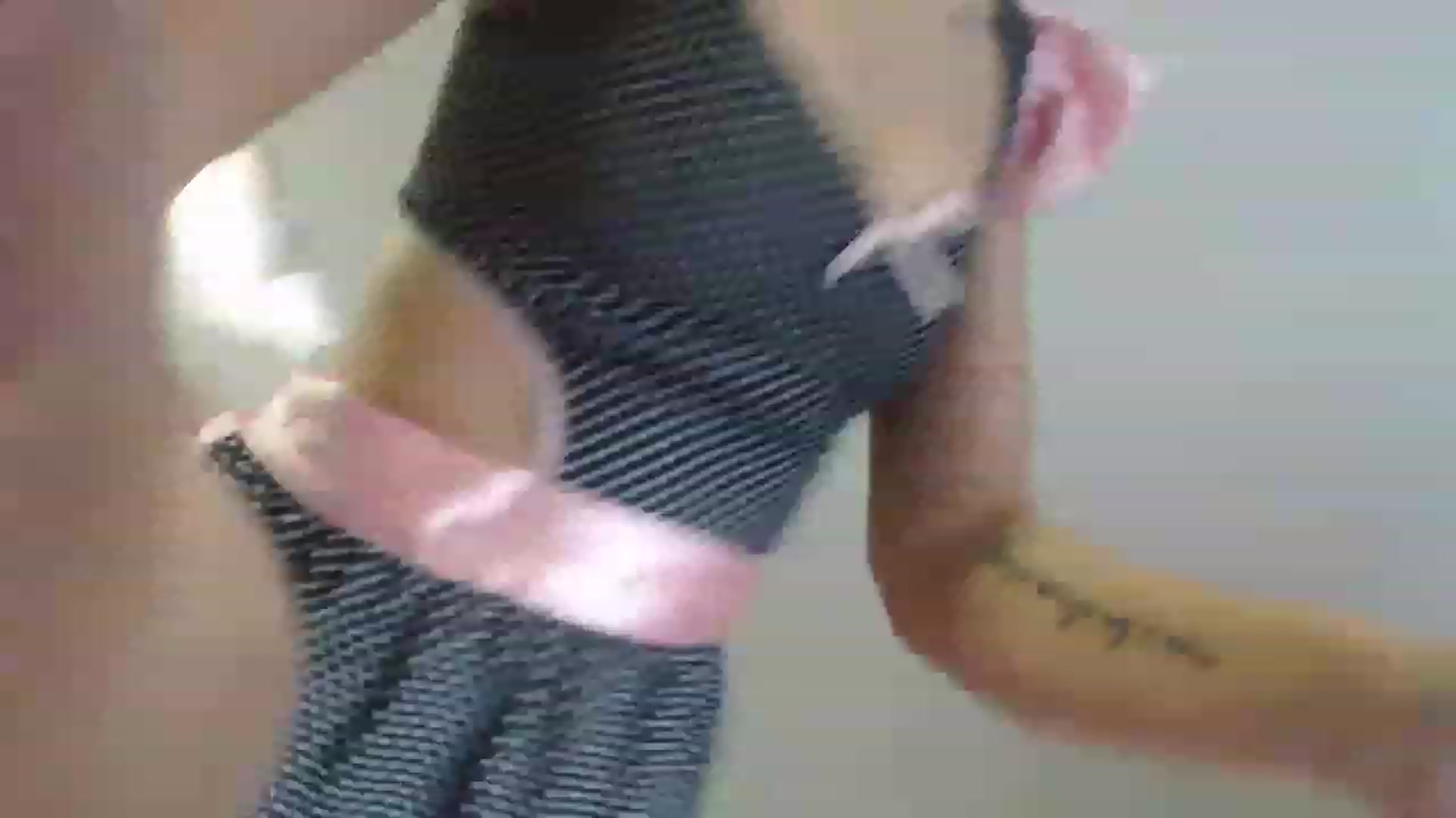 Gallery image thumbnail from Annaabel18's myfreecams stream on, 01/13/2023, 09:04 image 14 of 20