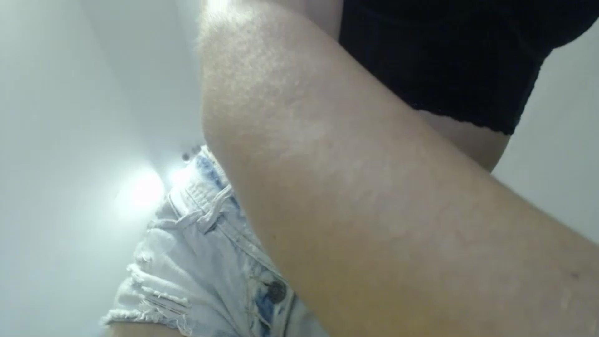 Gallery image thumbnail from Annaabel18's myfreecams stream on, 01/15/2023, 10:37 image 15 of 20