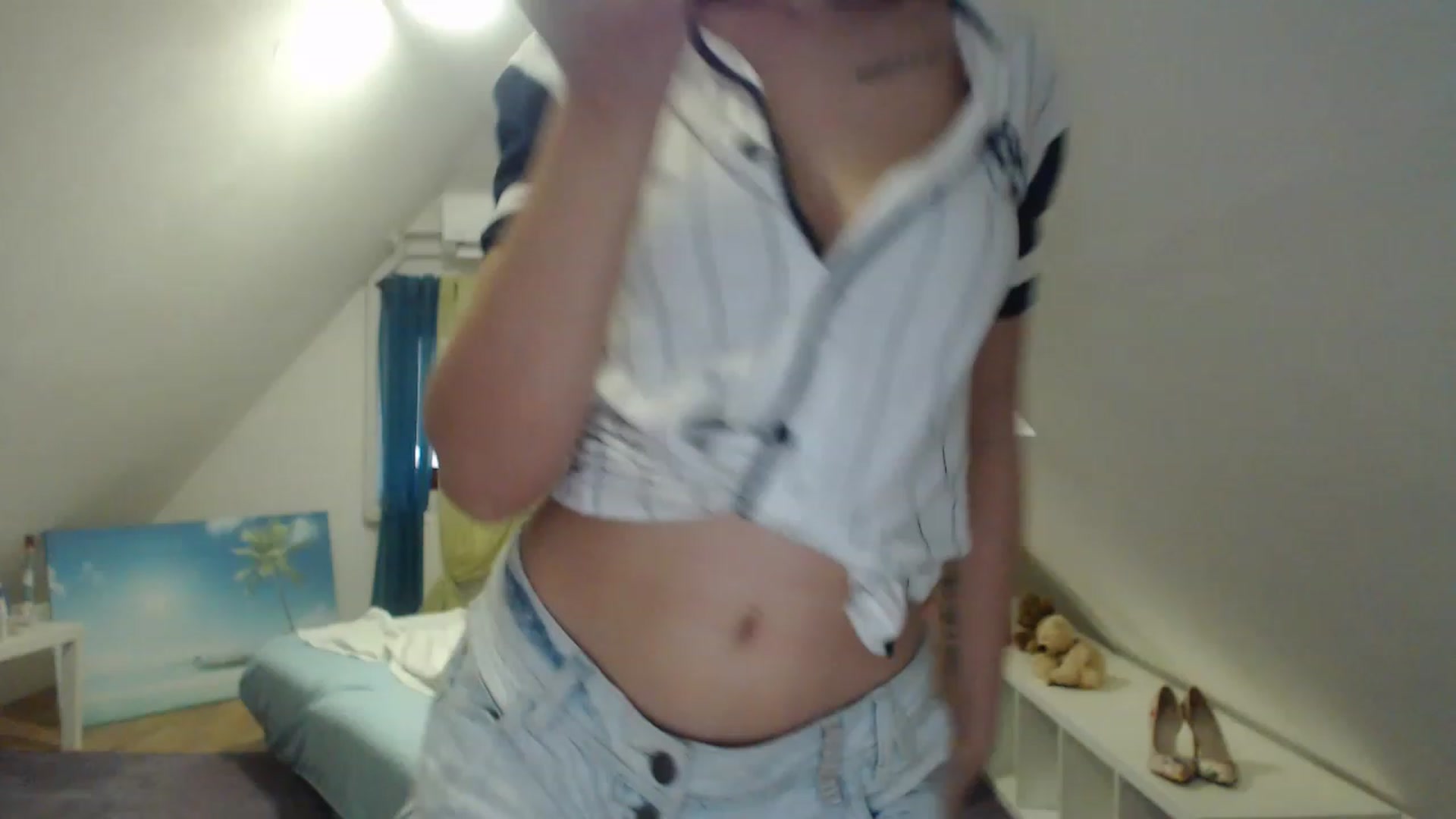 Gallery image thumbnail from Annaabel18's myfreecams stream on, 01/17/2023, 08:36 image 4 of 20