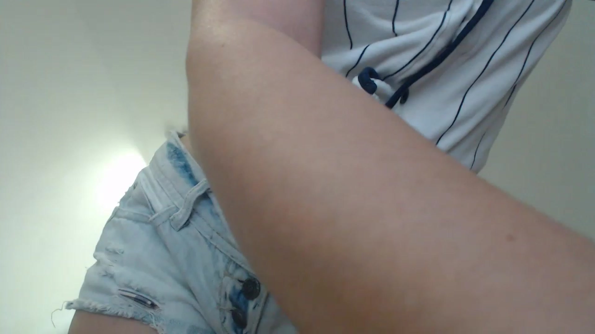 Gallery image thumbnail from Annaabel18's myfreecams stream on, 01/17/2023, 08:36 image 18 of 20