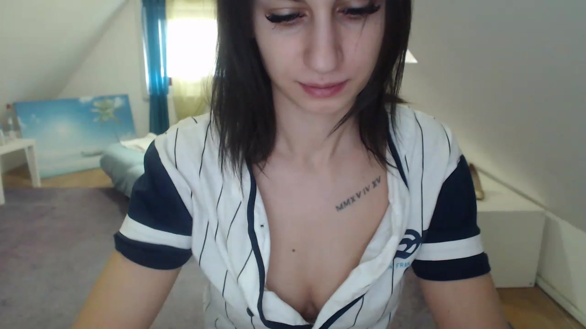 Gallery image thumbnail from Annaabel18's myfreecams stream on, 01/17/2023, 08:36 image 15 of 20