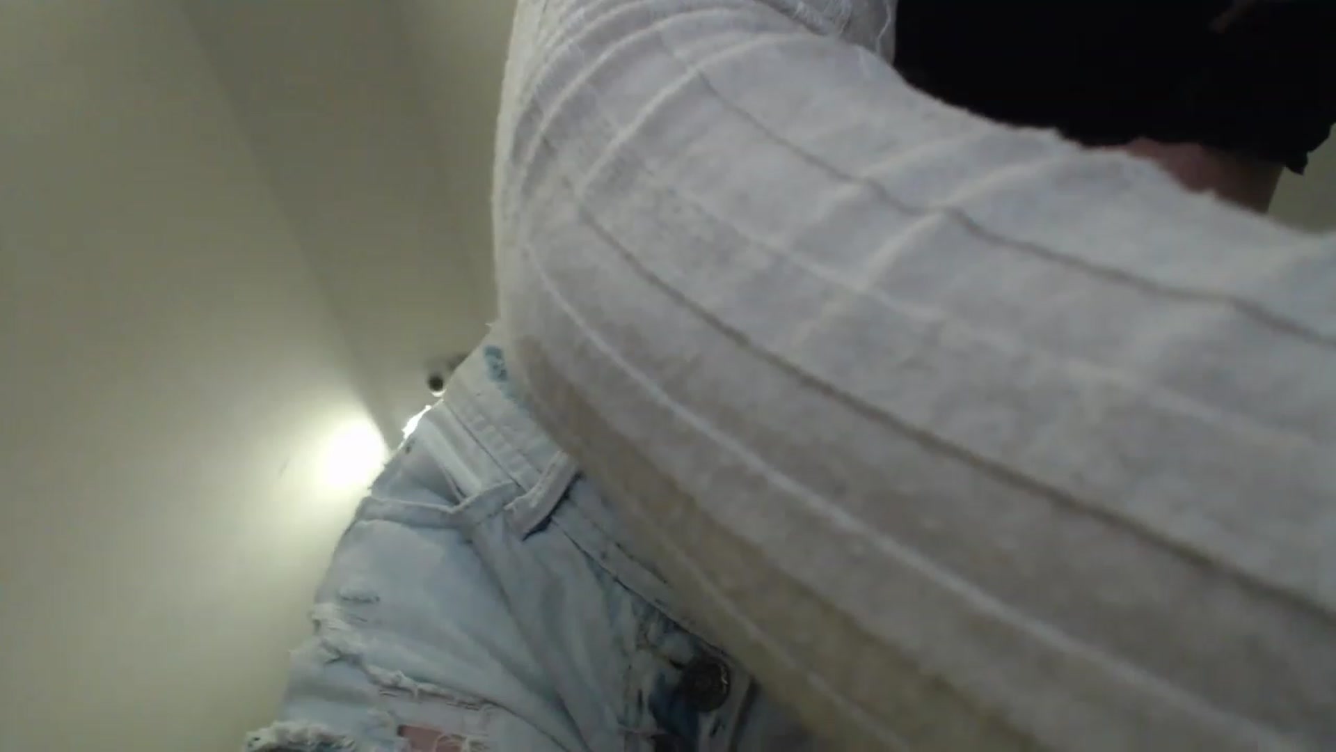 Gallery image thumbnail from Annaabel18's myfreecams stream on, 01/19/2023, 10:53 image 11 of 20