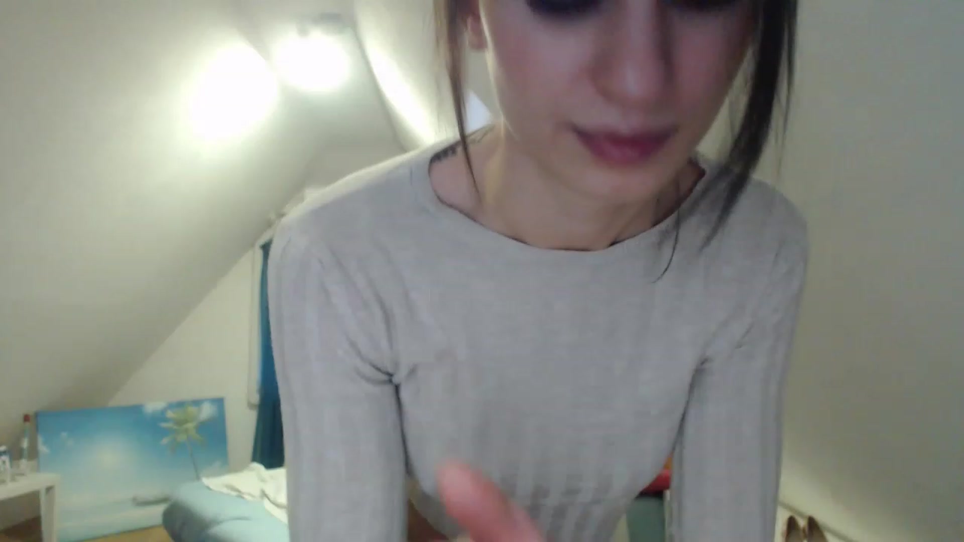 Gallery image thumbnail from Annaabel18's myfreecams stream on, 01/20/2023, 08:17 image 6 of 20