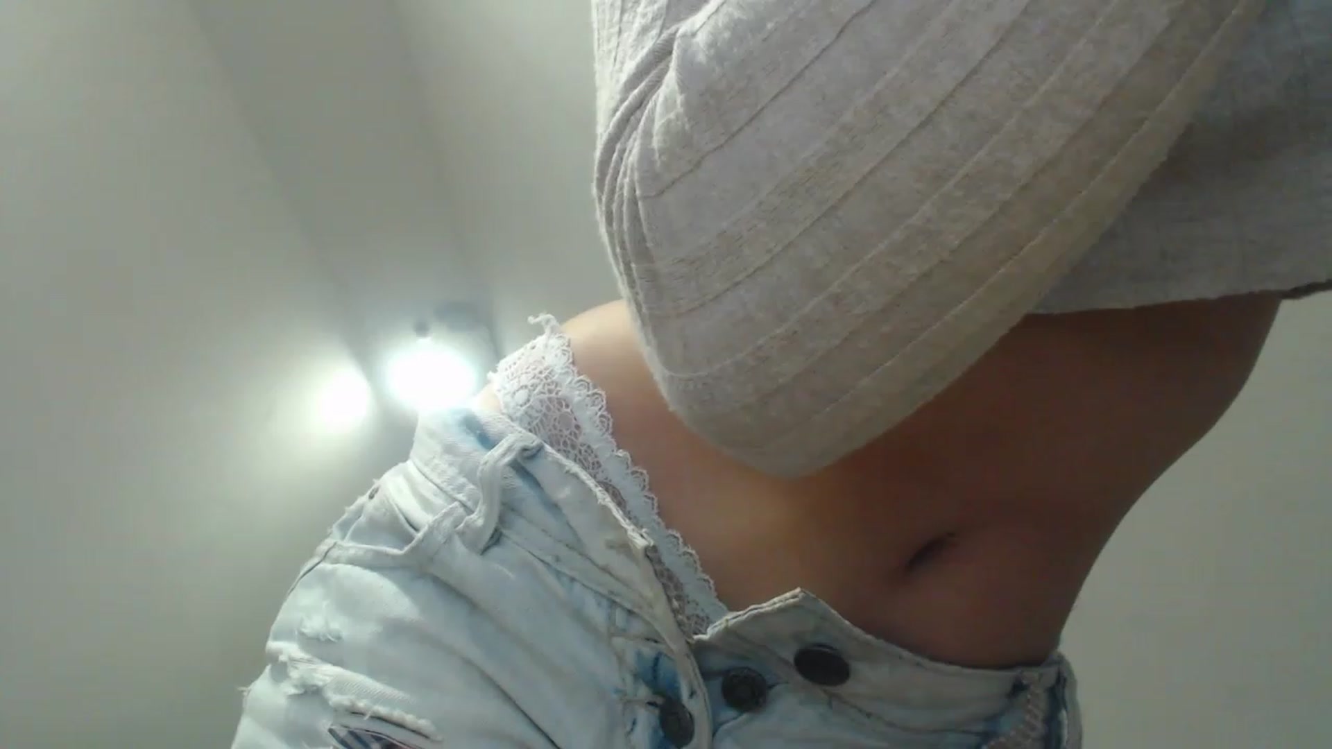 Gallery image thumbnail from Annaabel18's myfreecams stream on, 01/20/2023, 09:36 image 3 of 20