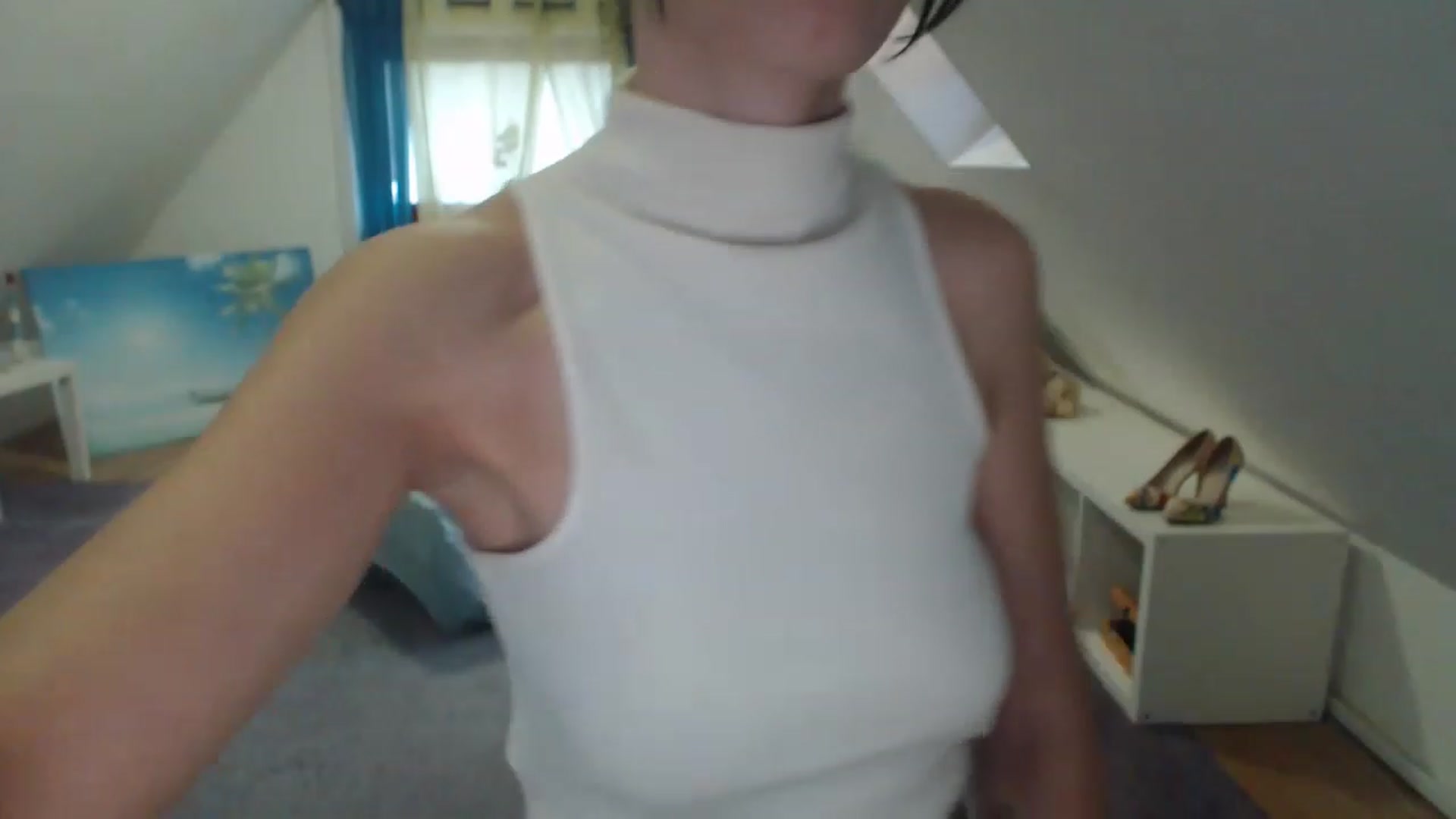 Gallery image thumbnail from Annaabel18's myfreecams stream on, 01/21/2023, 08:30 image 7 of 20