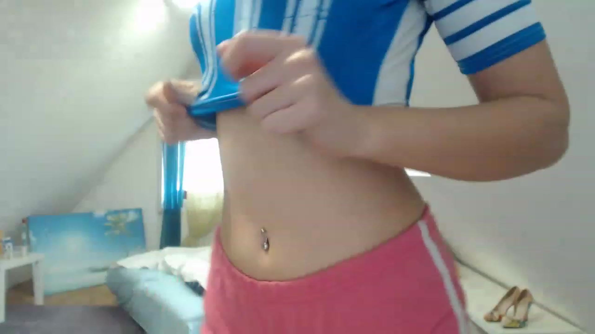 Gallery image thumbnail from Annaabel18's myfreecams stream on, 02/02/2023, 10:33 image 1 of 20