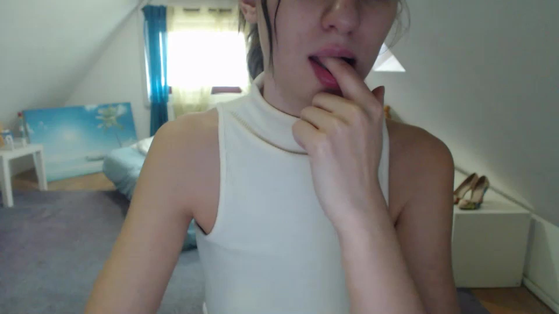 Gallery image thumbnail from Annaabel18's myfreecams stream on, 02/11/2023, 08:05 image 14 of 20