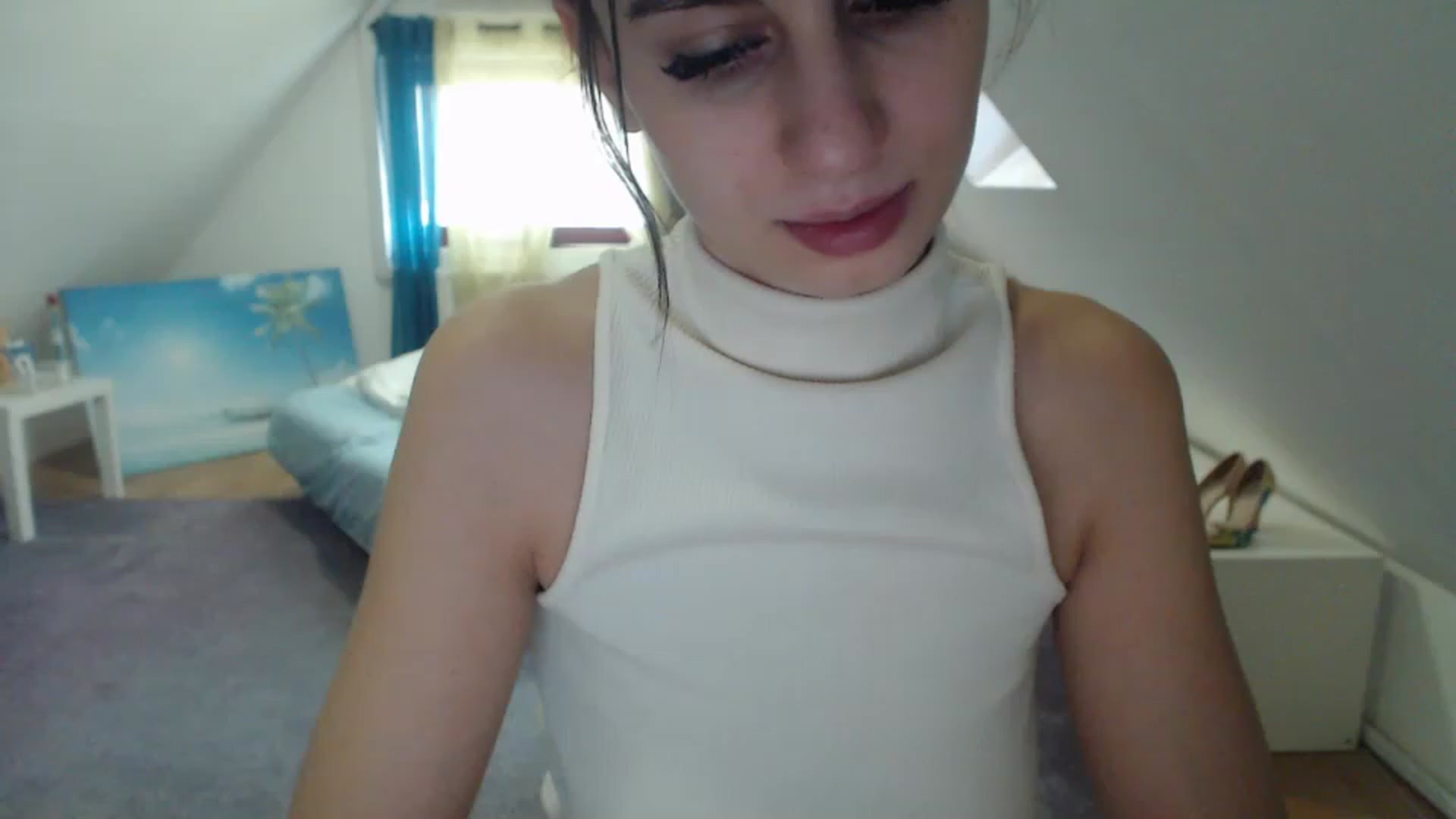 Gallery image thumbnail from Annaabel18's myfreecams stream on, 02/11/2023, 08:05 image 17 of 20