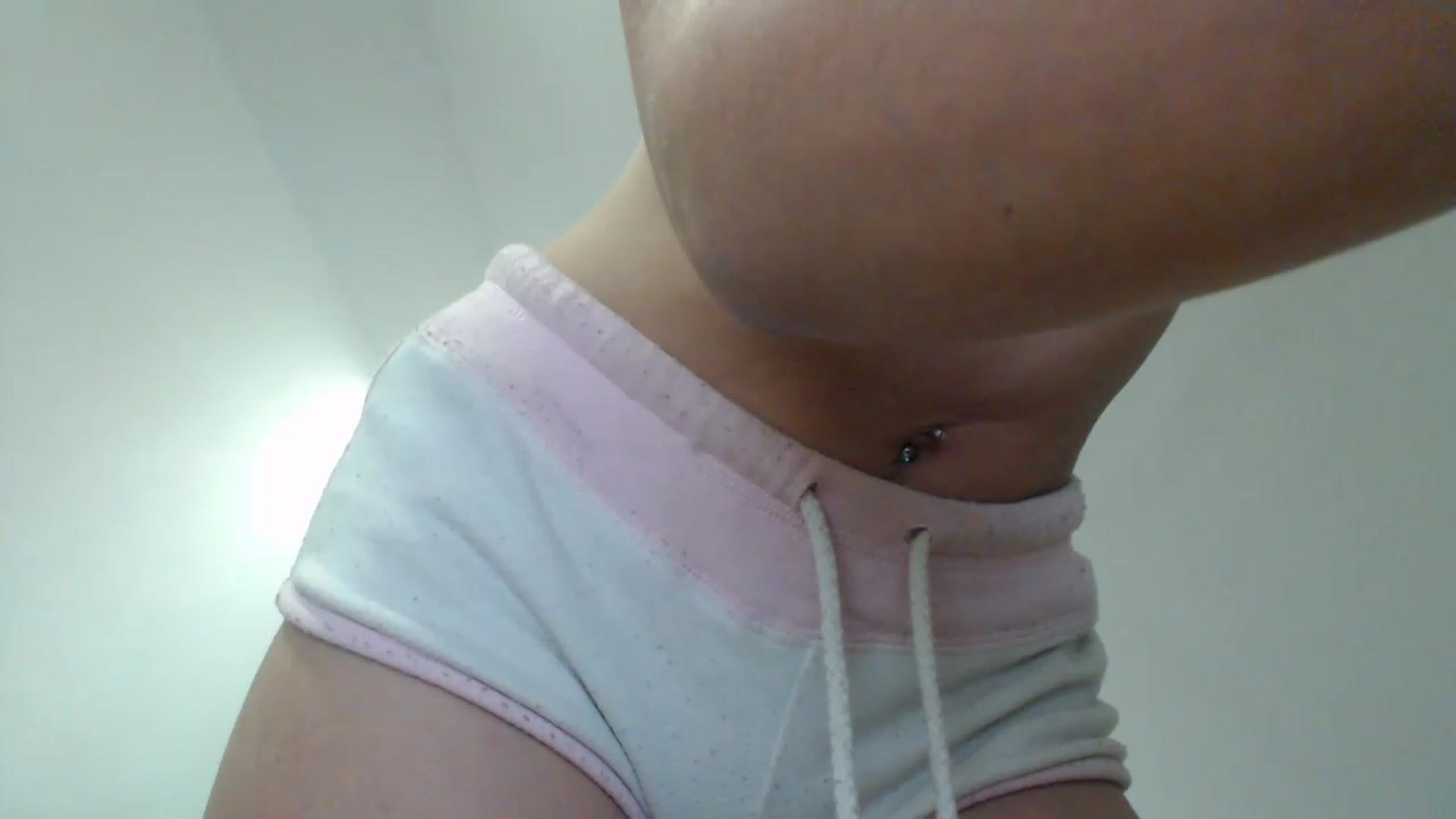 Gallery image thumbnail from Annaabel18's myfreecams stream on, 02/17/2023, 08:18 image 11 of 20