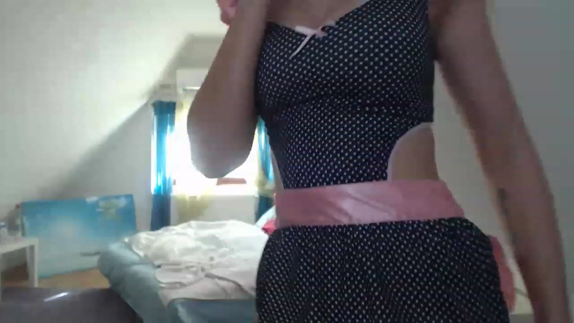 Gallery image thumbnail from Annaabel18's myfreecams stream on, 03/02/2023, 09:40 image 12 of 20