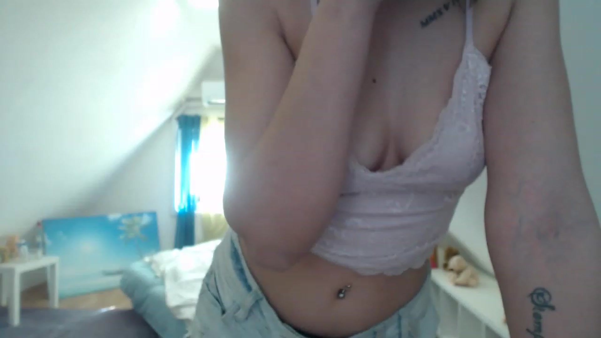 Gallery image thumbnail from Annaabel18's myfreecams stream on, 03/16/2023, 09:31 image 13 of 20