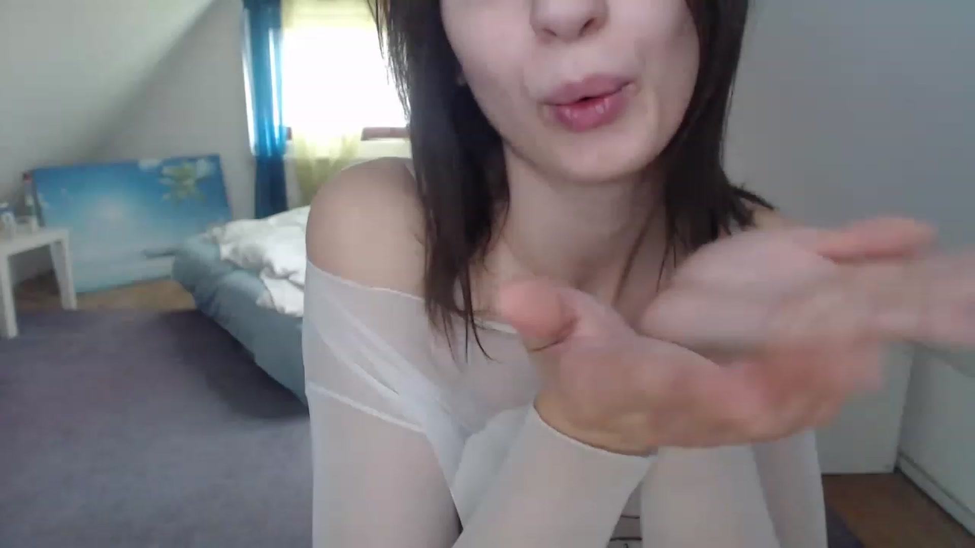 Gallery image thumbnail from Annaabel18's myfreecams stream on, 04/03/2023, 07:31 image 18 of 20