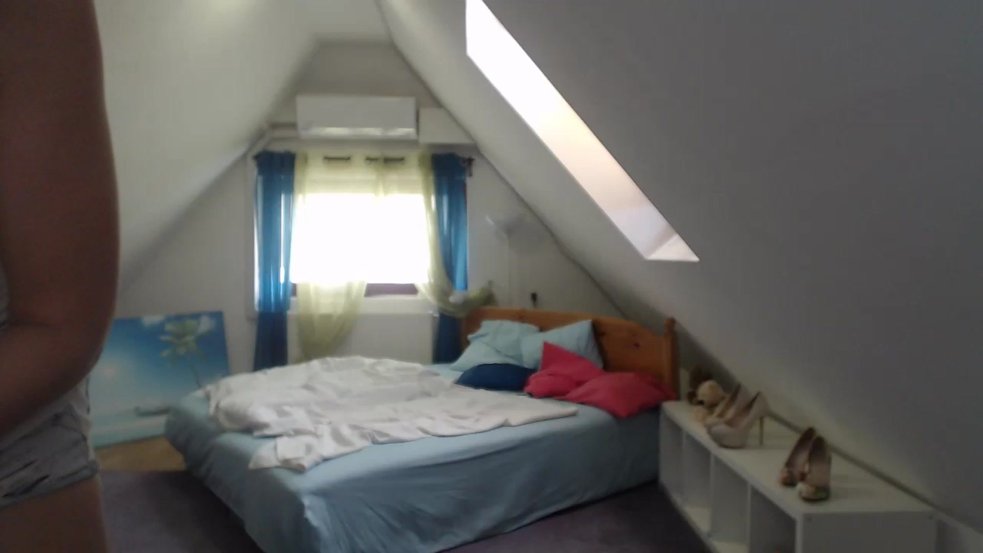 Gallery image thumbnail from Annaabel18's myfreecams stream on, 04/15/2023, 08:22 image 16 of 20