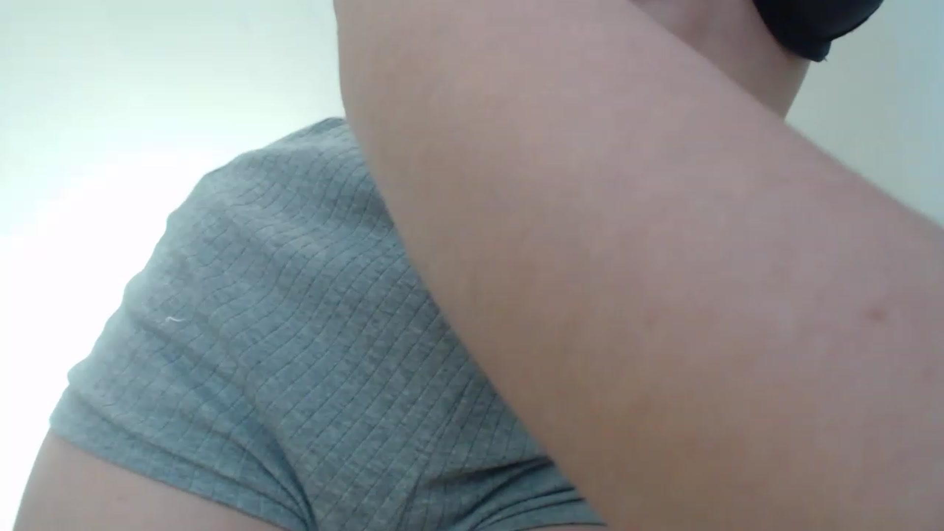 Gallery image thumbnail from Annaabel18's myfreecams stream on, 04/22/2023, 07:15 image 8 of 20