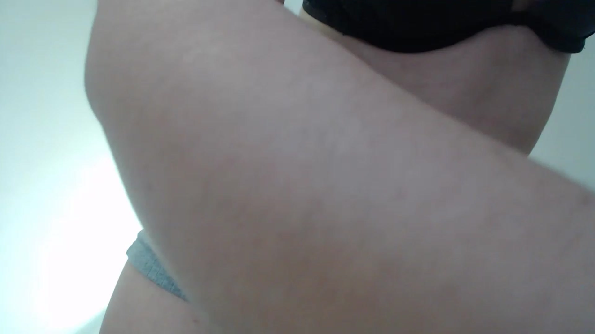 Gallery image thumbnail from Annaabel18's myfreecams stream on, 04/22/2023, 07:15 image 7 of 20