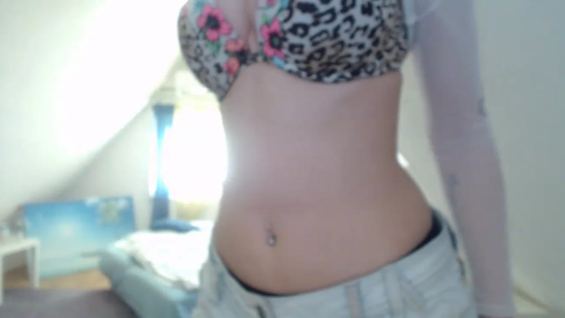 Gallery image thumbnail from Annaabel18's myfreecams stream on, 04/27/2023, 07:29 image 8 of 20