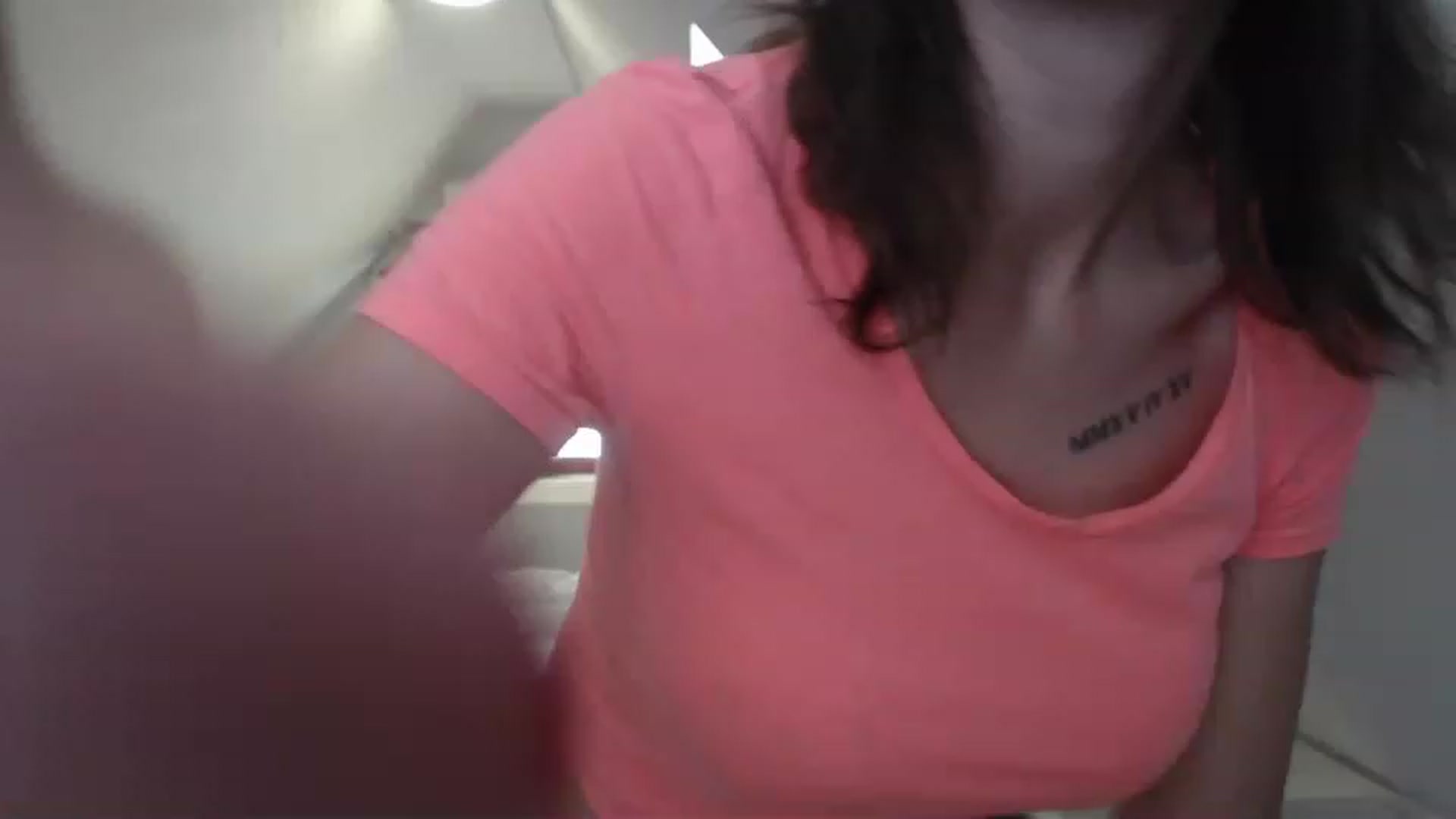 Gallery image thumbnail from Annaabel18's myfreecams stream on, 05/08/2023, 07:32 image 1 of 20